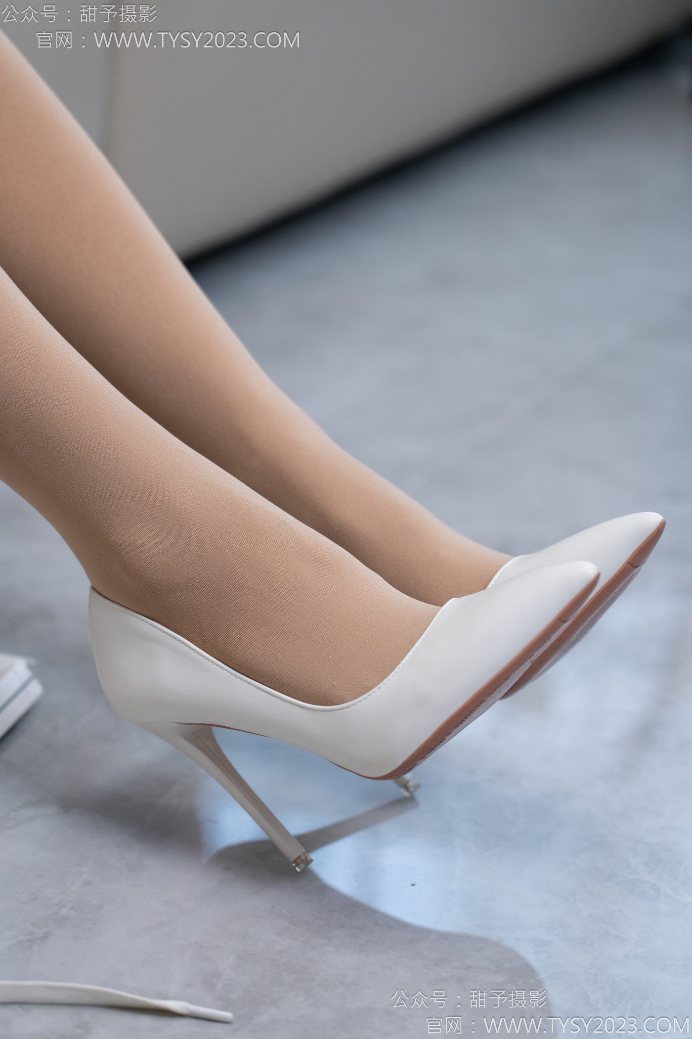 图片[102]-甜予摄影完整版-120期：思思-板鞋、高跟鞋，厚肉丝 [132P] – 速更版-美库