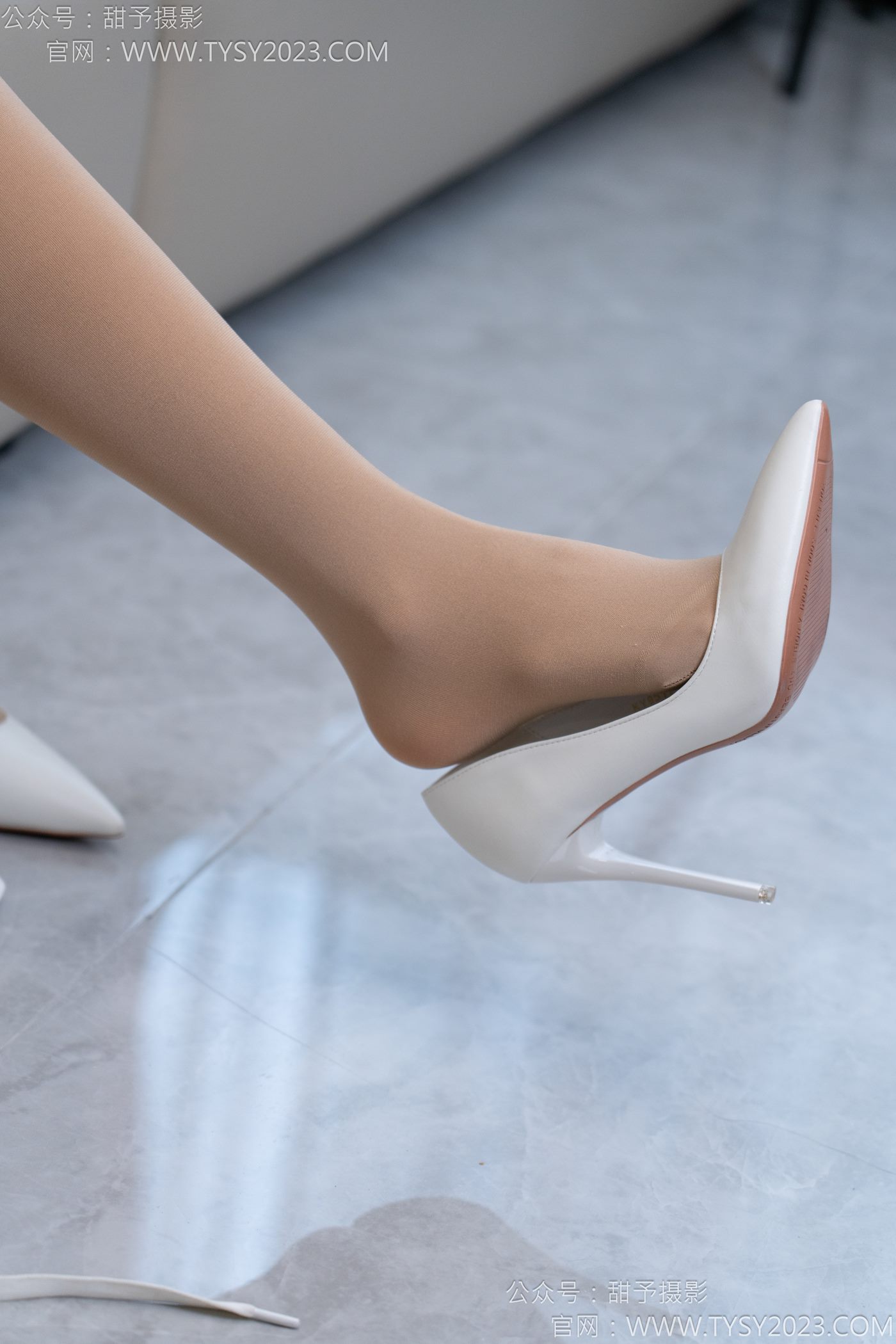 图片[106]-甜予摄影完整版-120期：思思-板鞋、高跟鞋，厚肉丝 [132P] – 速更版-美库