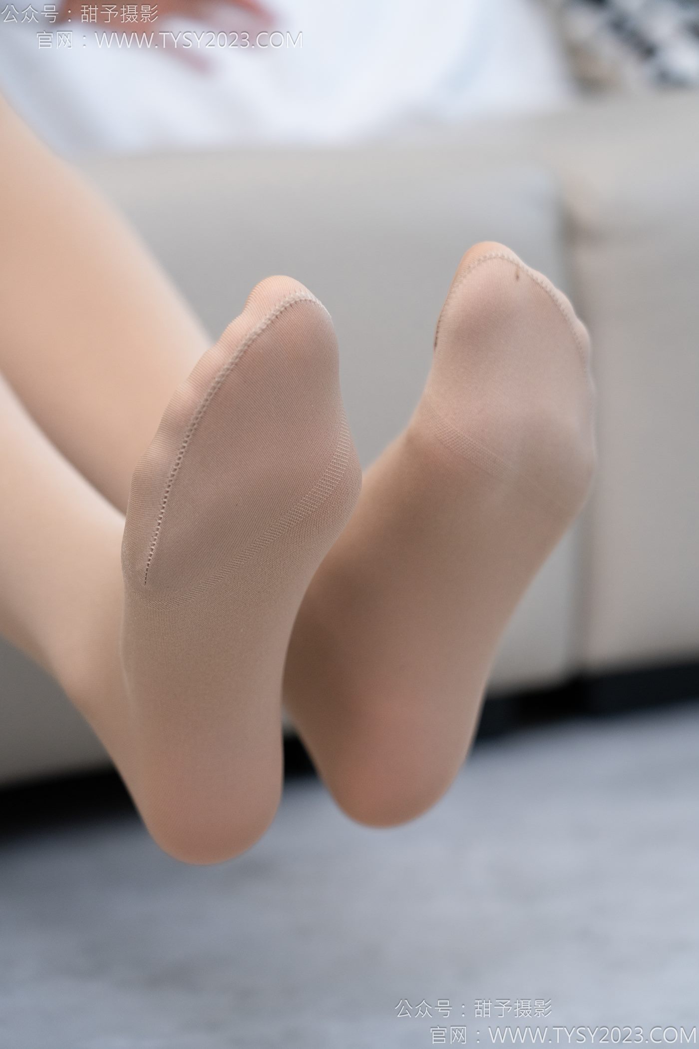 图片[127]-甜予摄影完整版-120期：思思-板鞋、高跟鞋，厚肉丝 [132P] – 速更版-美库