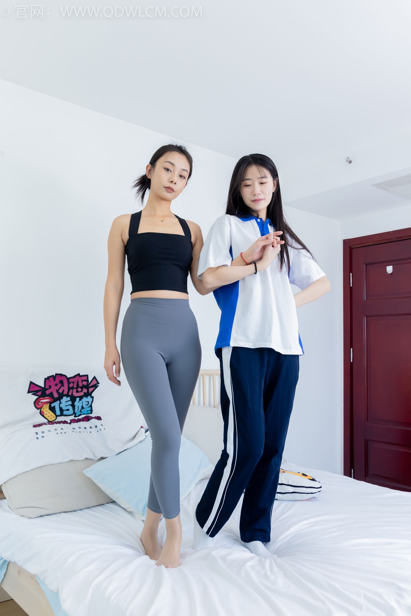 图片[96]-物恋传媒 NO.2231 菜菜&岚岚-高跟长靴、板鞋、裤里丝、白棉袜、油亮肉丝、黑丝[150P] – 速更版-美库