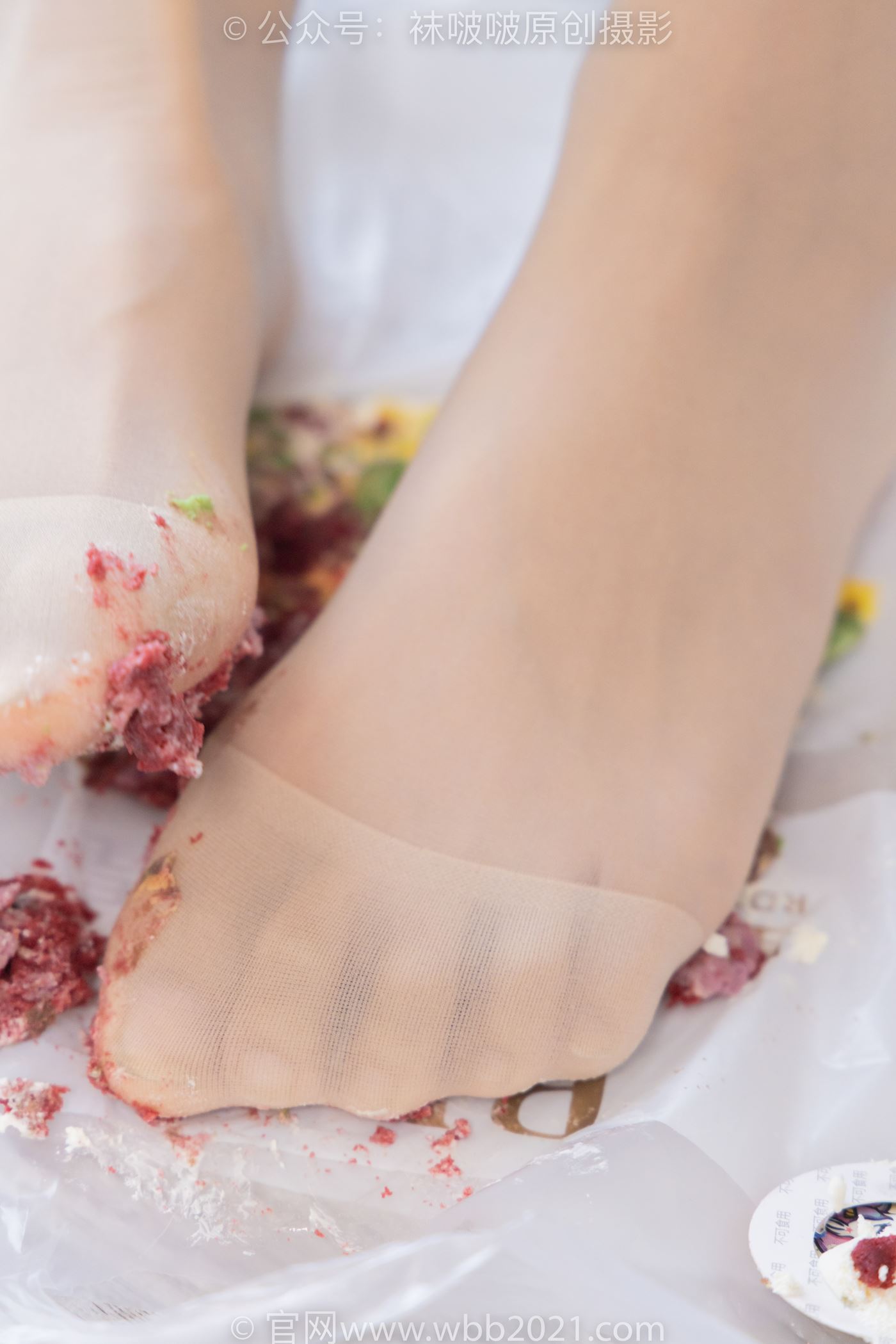 图片[112]-[BoBoSocks袜啵啵]NO.494 奶油-帆布鞋、薄肉丝、薄肉丝踩小蛋糕剧情[128P] – 速更版-美库