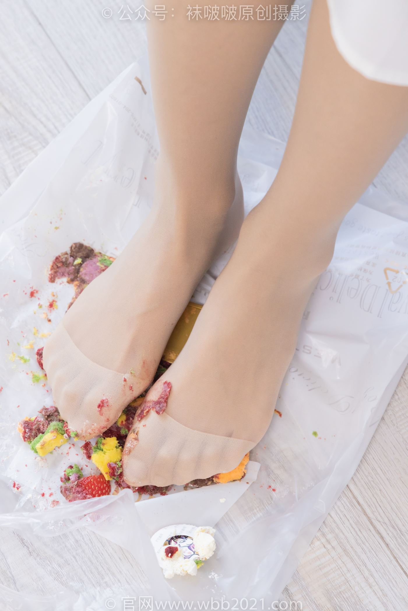 图片[116]-[BoBoSocks袜啵啵]NO.494 奶油-帆布鞋、薄肉丝、薄肉丝踩小蛋糕剧情[128P] – 速更版-美库