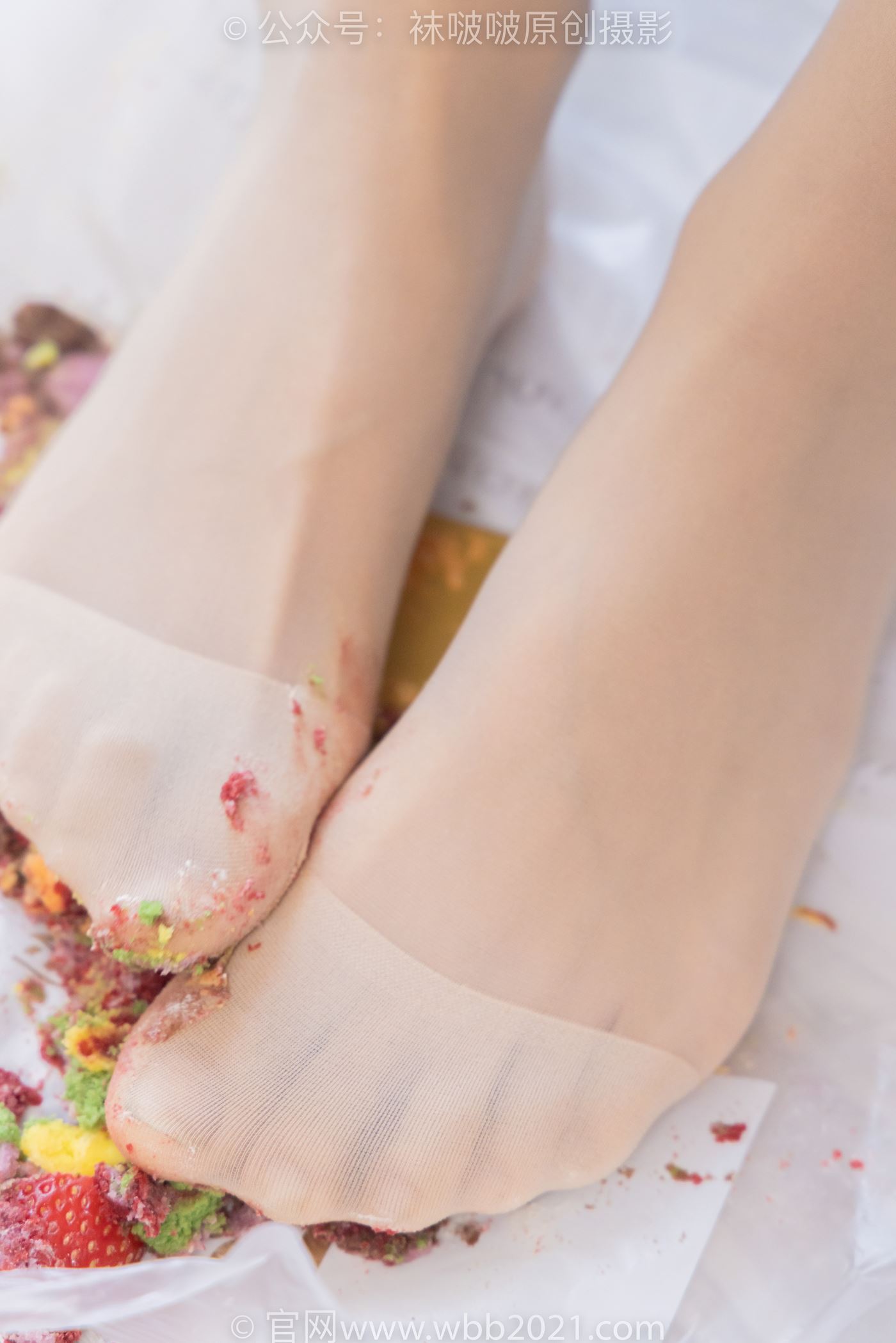 图片[119]-[BoBoSocks袜啵啵]NO.494 奶油-帆布鞋、薄肉丝、薄肉丝踩小蛋糕剧情[128P] – 速更版-美库