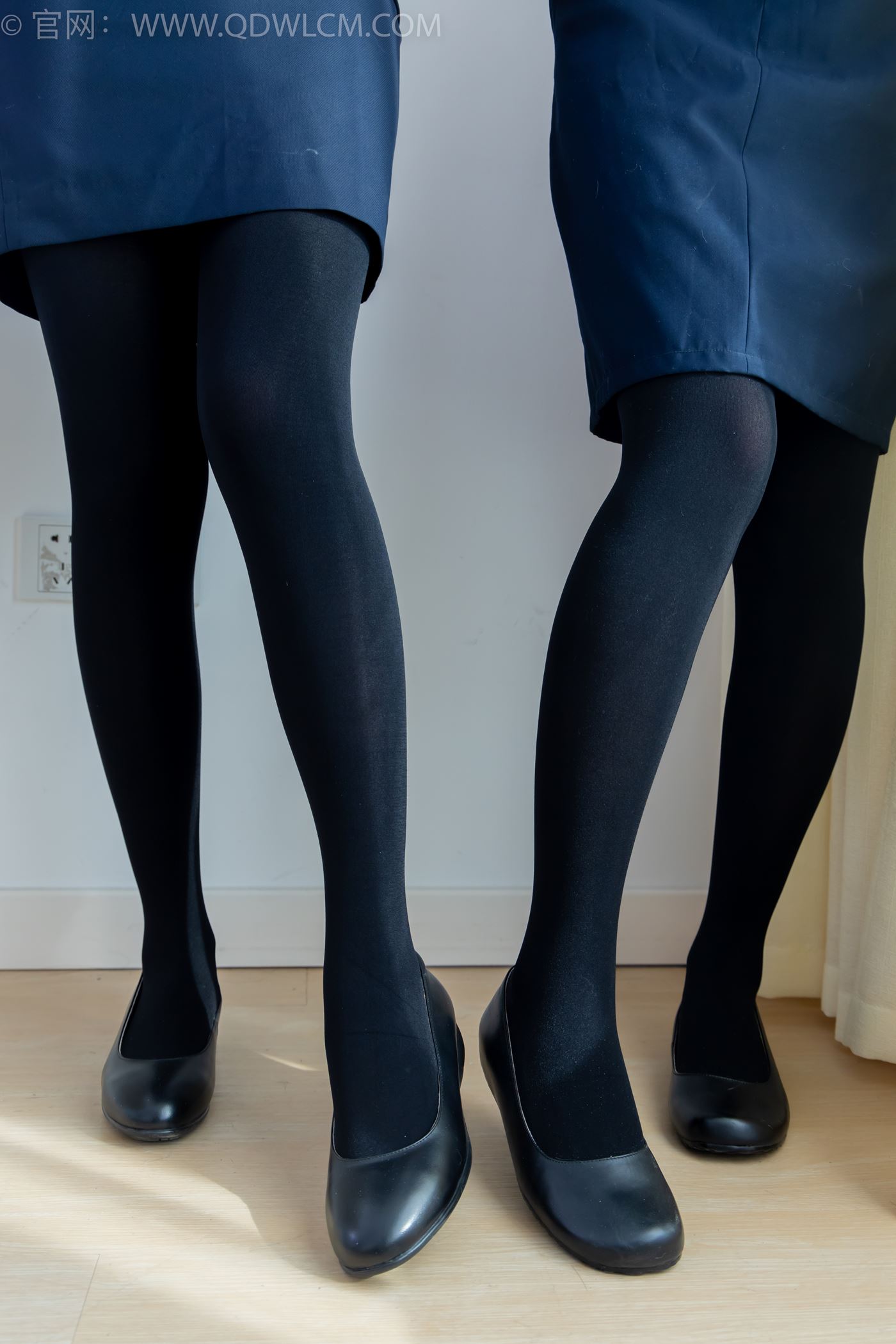 图片[14]-物恋传媒 NO.2232 恬恬&樱桃-皮鞋、厚黑丝、裸足、空姐制服[150P] – 速更版-美库