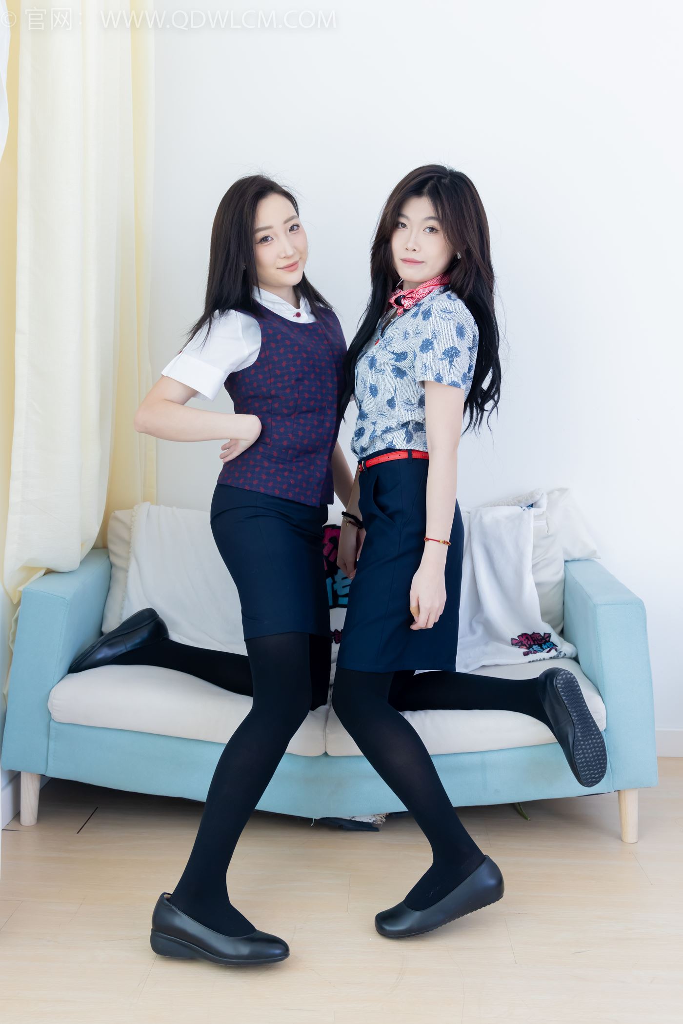 图片[35]-物恋传媒 NO.2232 恬恬&樱桃-皮鞋、厚黑丝、裸足、空姐制服[150P] – 速更版-美库