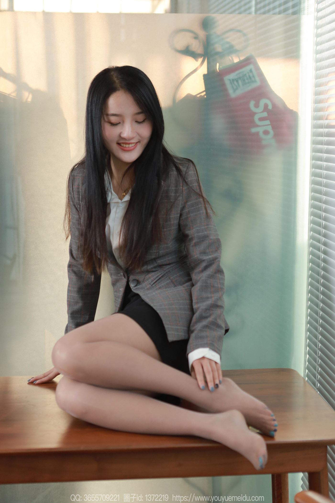 图片[64]-[IESS异思趣向] 2025.01.08 丝享家1945：婉萍《加班加点》[89P] – 速更版-美库