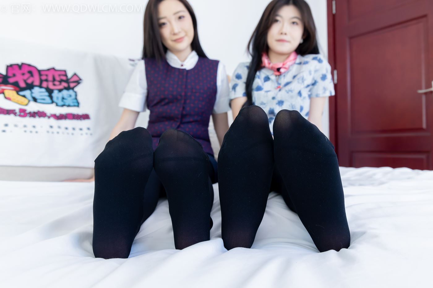图片[73]-物恋传媒 NO.2232 恬恬&樱桃-皮鞋、厚黑丝、裸足、空姐制服[150P] – 速更版-美库