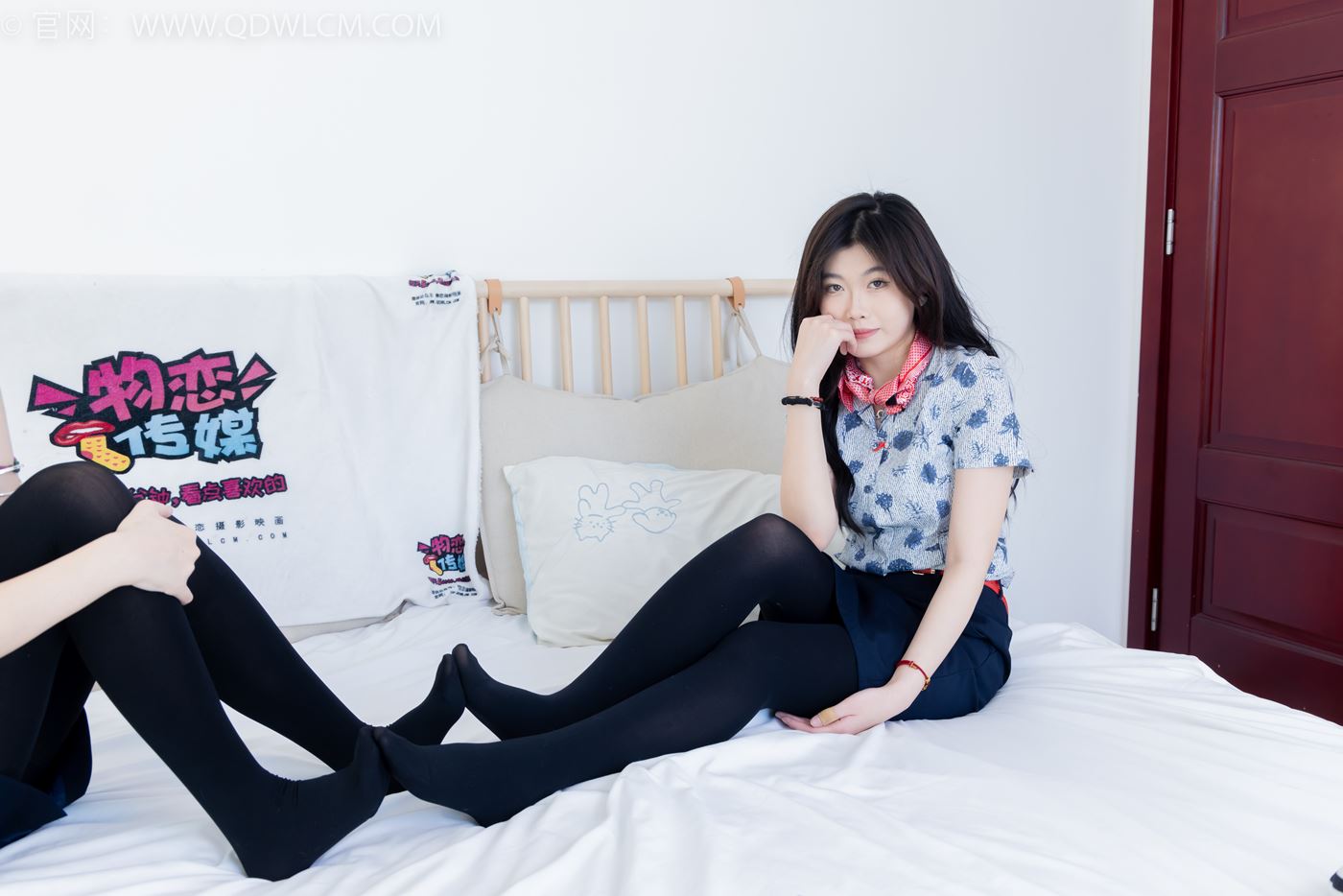 图片[81]-物恋传媒 NO.2232 恬恬&樱桃-皮鞋、厚黑丝、裸足、空姐制服[150P] – 速更版-美库