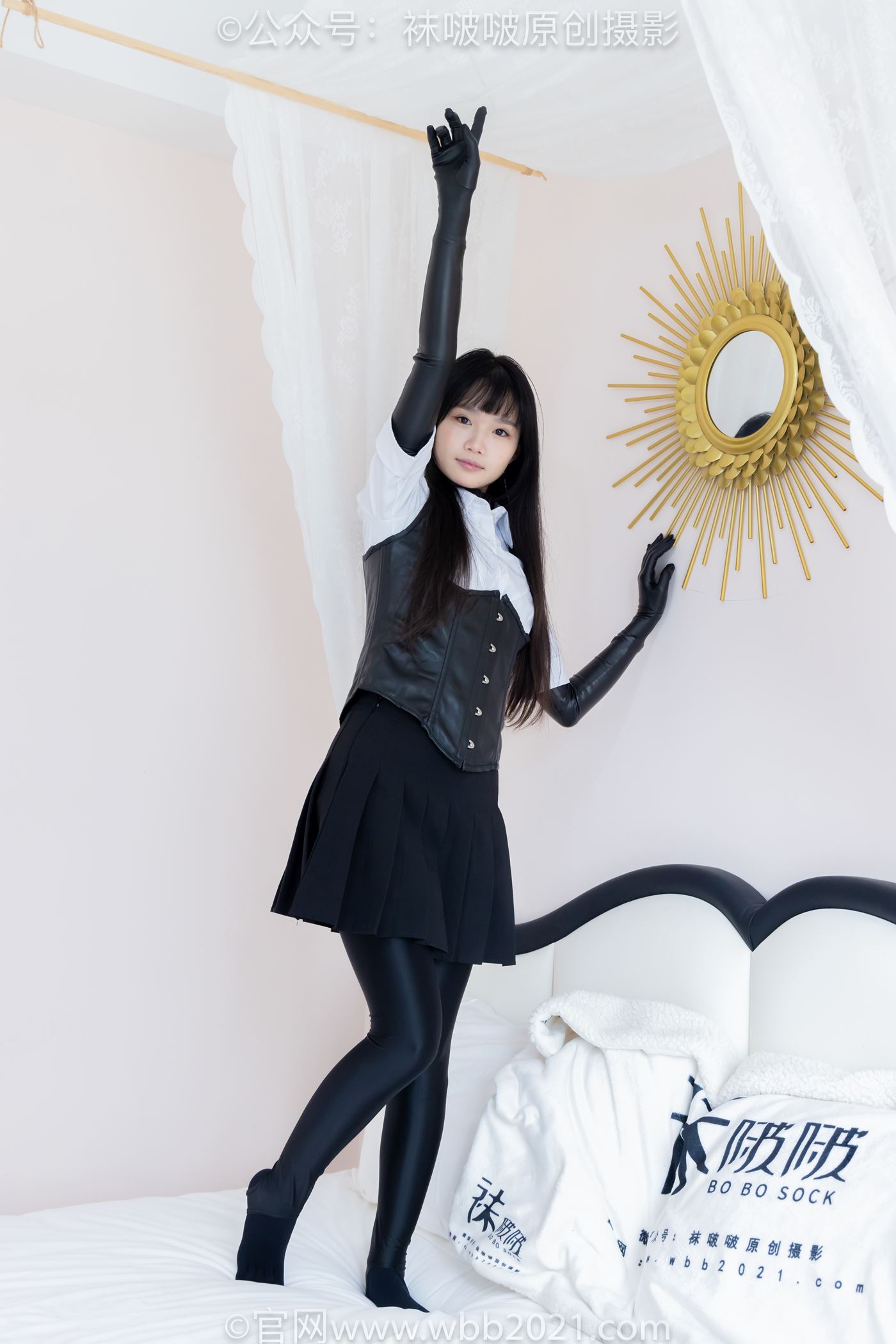 图片[104]-[BoBoSocks袜啵啵]NO.499 甜甜圈-高跟长靴、踩脚裤、厚黑丝五指袜、黑皮手套、裤里丝[144P] – 速更版-美库