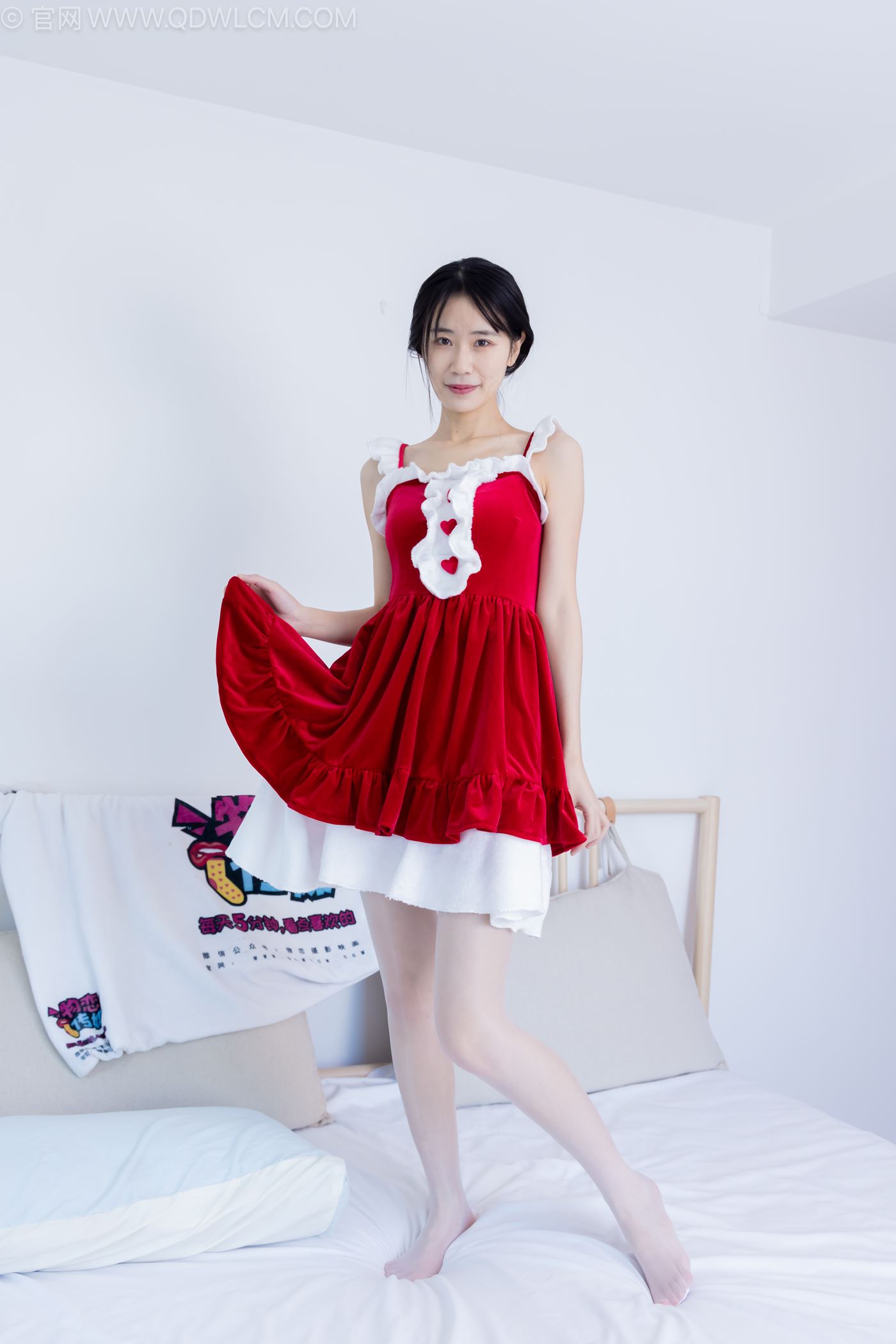 图片[22]-物恋传媒 NO.2237 菜菜-高跟鞋、油亮薄白丝、裸足、草莓和酸奶裸足摆盘剧情[230P] – 速更版-美库