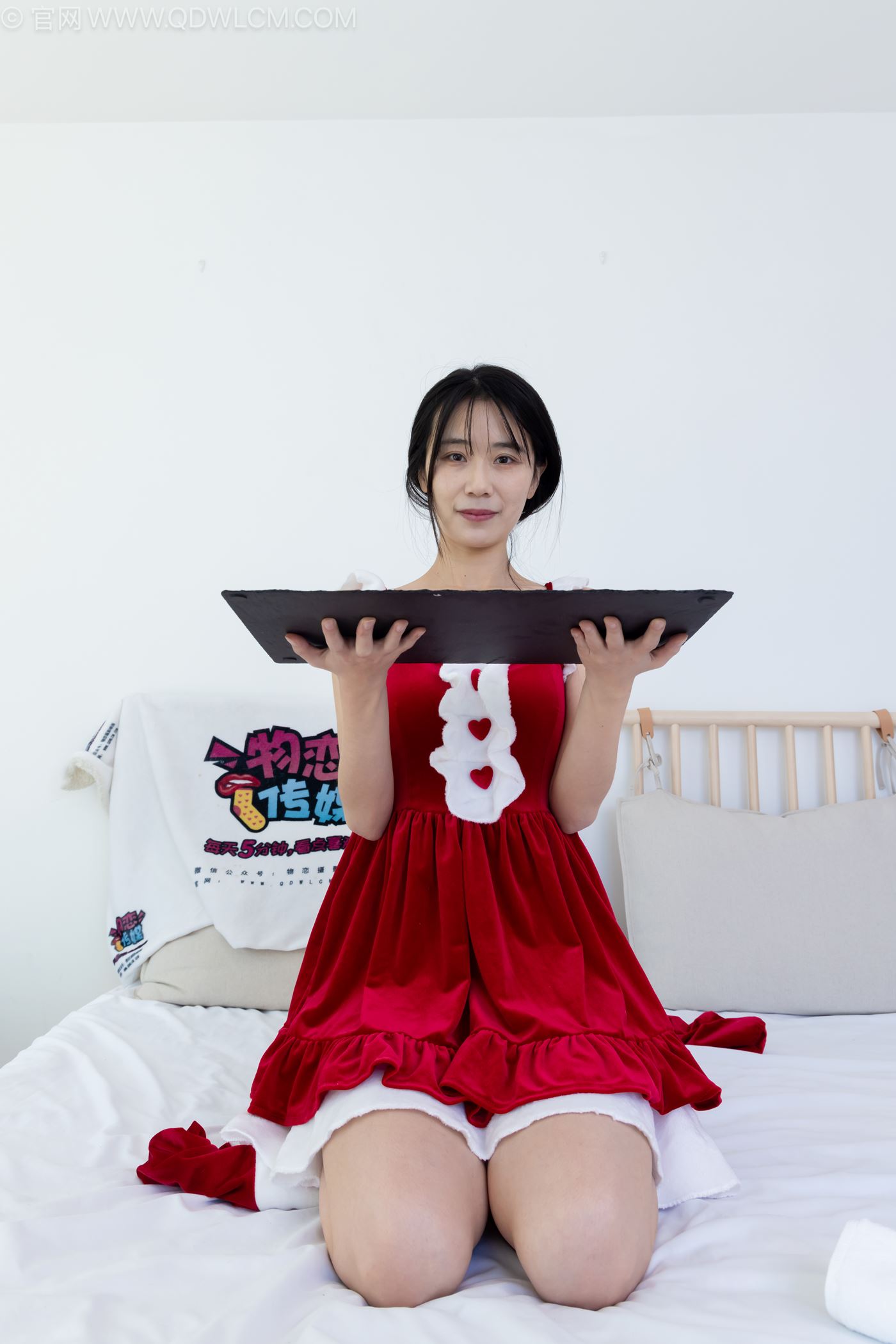 图片[55]-物恋传媒 NO.2237 菜菜-高跟鞋、油亮薄白丝、裸足、草莓和酸奶裸足摆盘剧情[230P] – 速更版-美库