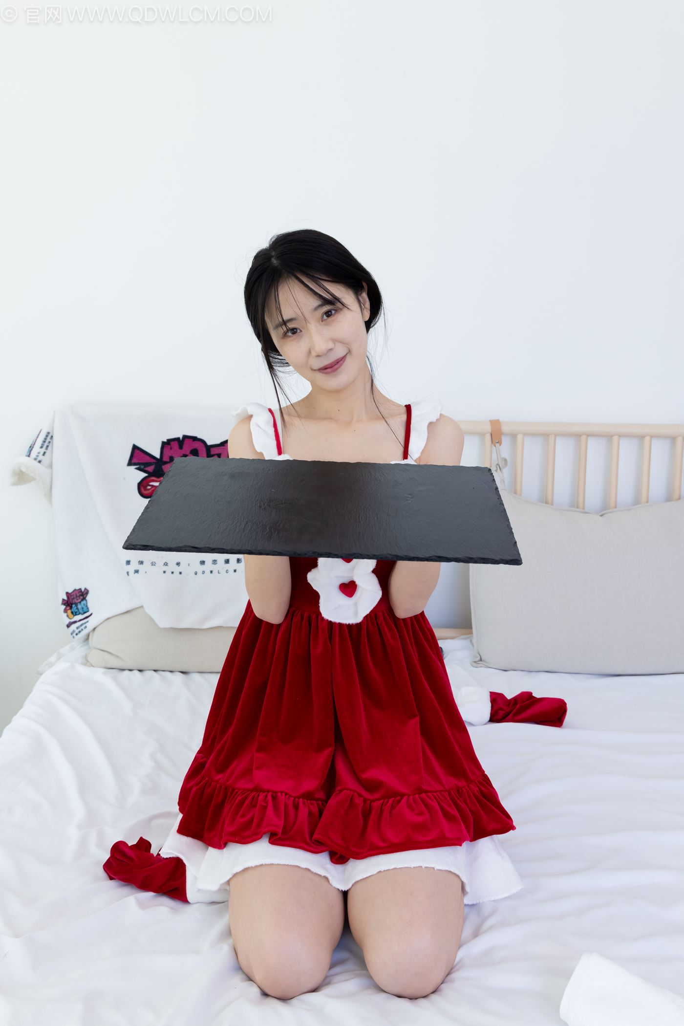 图片[57]-物恋传媒 NO.2237 菜菜-高跟鞋、油亮薄白丝、裸足、草莓和酸奶裸足摆盘剧情[230P] – 速更版-美库