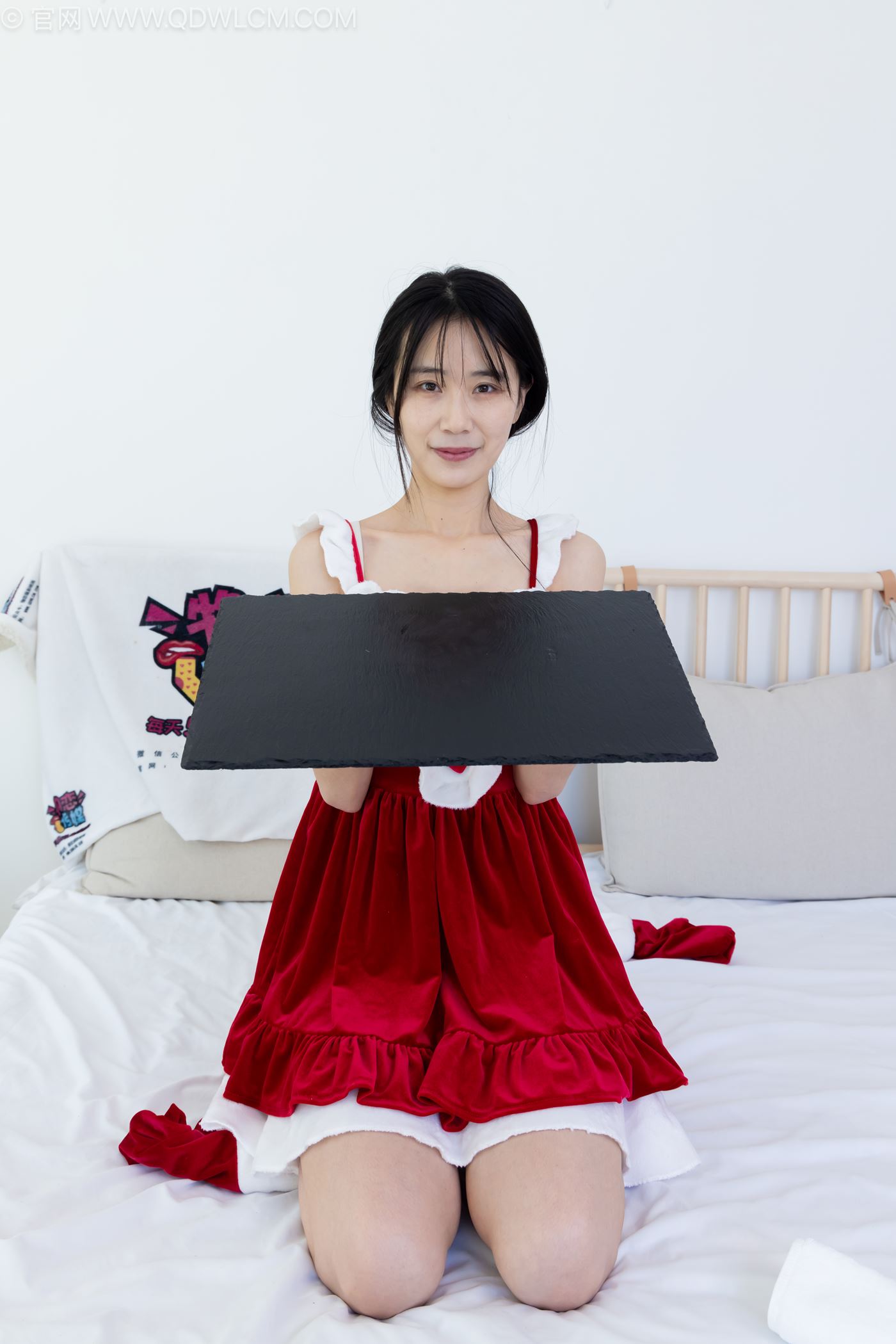 图片[58]-物恋传媒 NO.2237 菜菜-高跟鞋、油亮薄白丝、裸足、草莓和酸奶裸足摆盘剧情[230P] – 速更版-美库