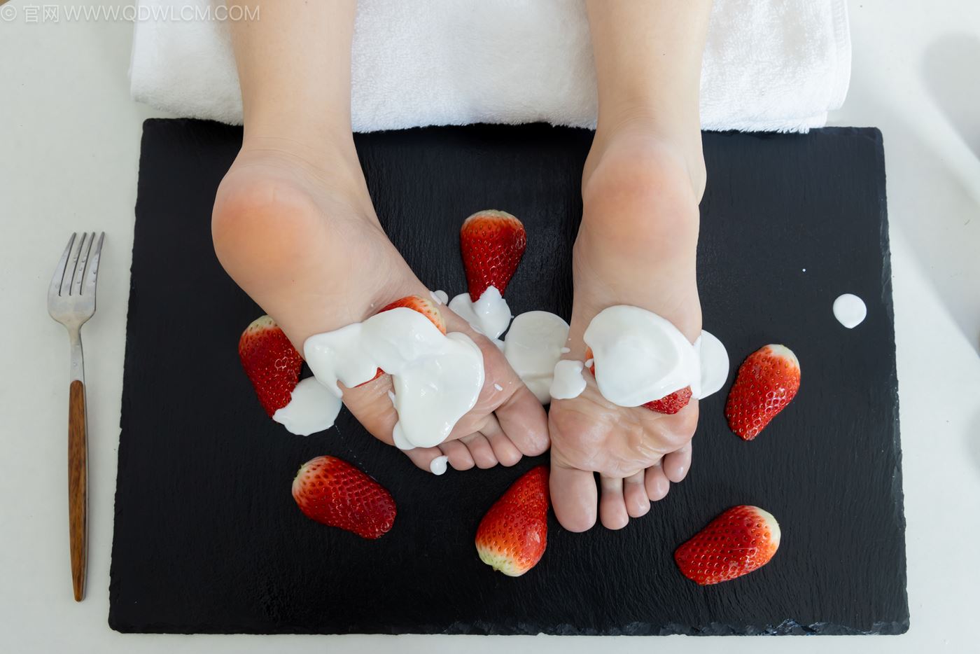 图片[88]-物恋传媒 NO.2237 菜菜-高跟鞋、油亮薄白丝、裸足、草莓和酸奶裸足摆盘剧情[230P] – 速更版-美库