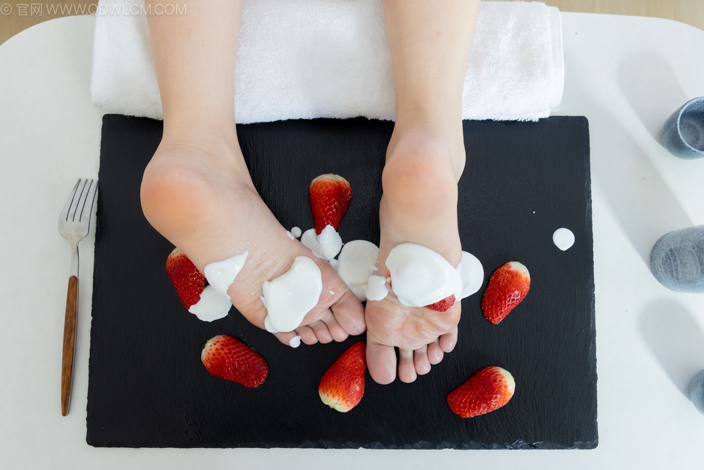 图片[94]-物恋传媒 NO.2237 菜菜-高跟鞋、油亮薄白丝、裸足、草莓和酸奶裸足摆盘剧情[230P] – 速更版-美库