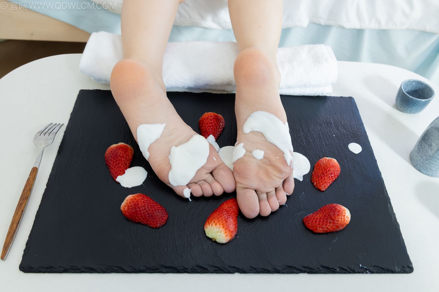 图片[102]-物恋传媒 NO.2237 菜菜-高跟鞋、油亮薄白丝、裸足、草莓和酸奶裸足摆盘剧情[230P] – 速更版-美库