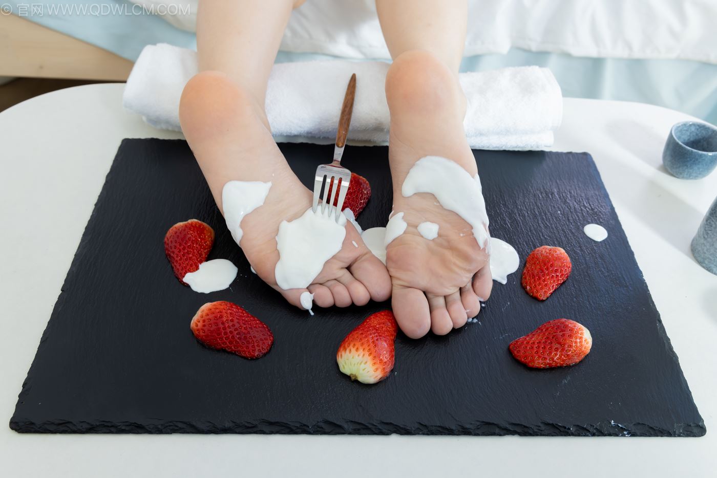 图片[108]-物恋传媒 NO.2237 菜菜-高跟鞋、油亮薄白丝、裸足、草莓和酸奶裸足摆盘剧情[230P] – 速更版-美库