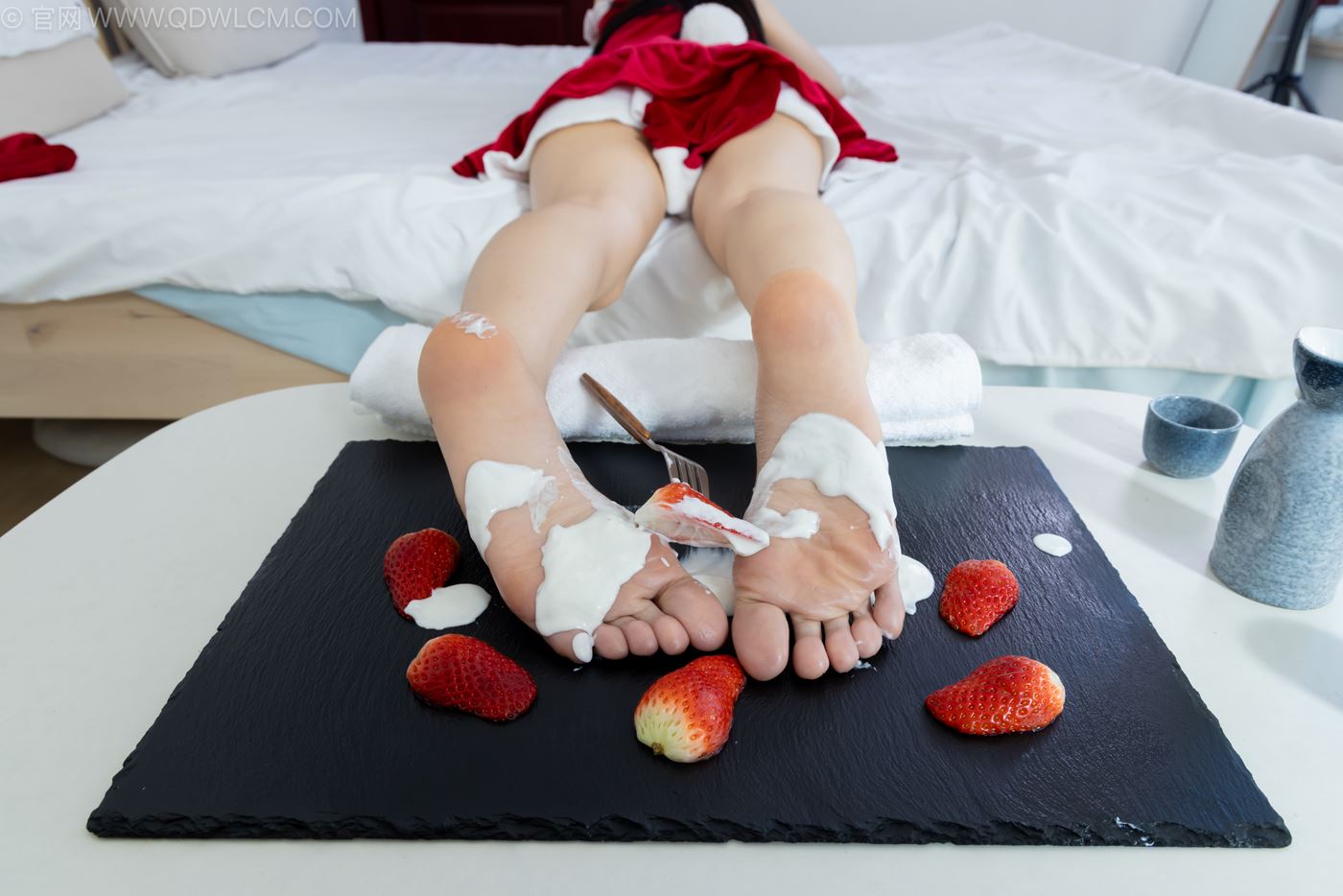 图片[121]-物恋传媒 NO.2237 菜菜-高跟鞋、油亮薄白丝、裸足、草莓和酸奶裸足摆盘剧情[230P] – 速更版-美库