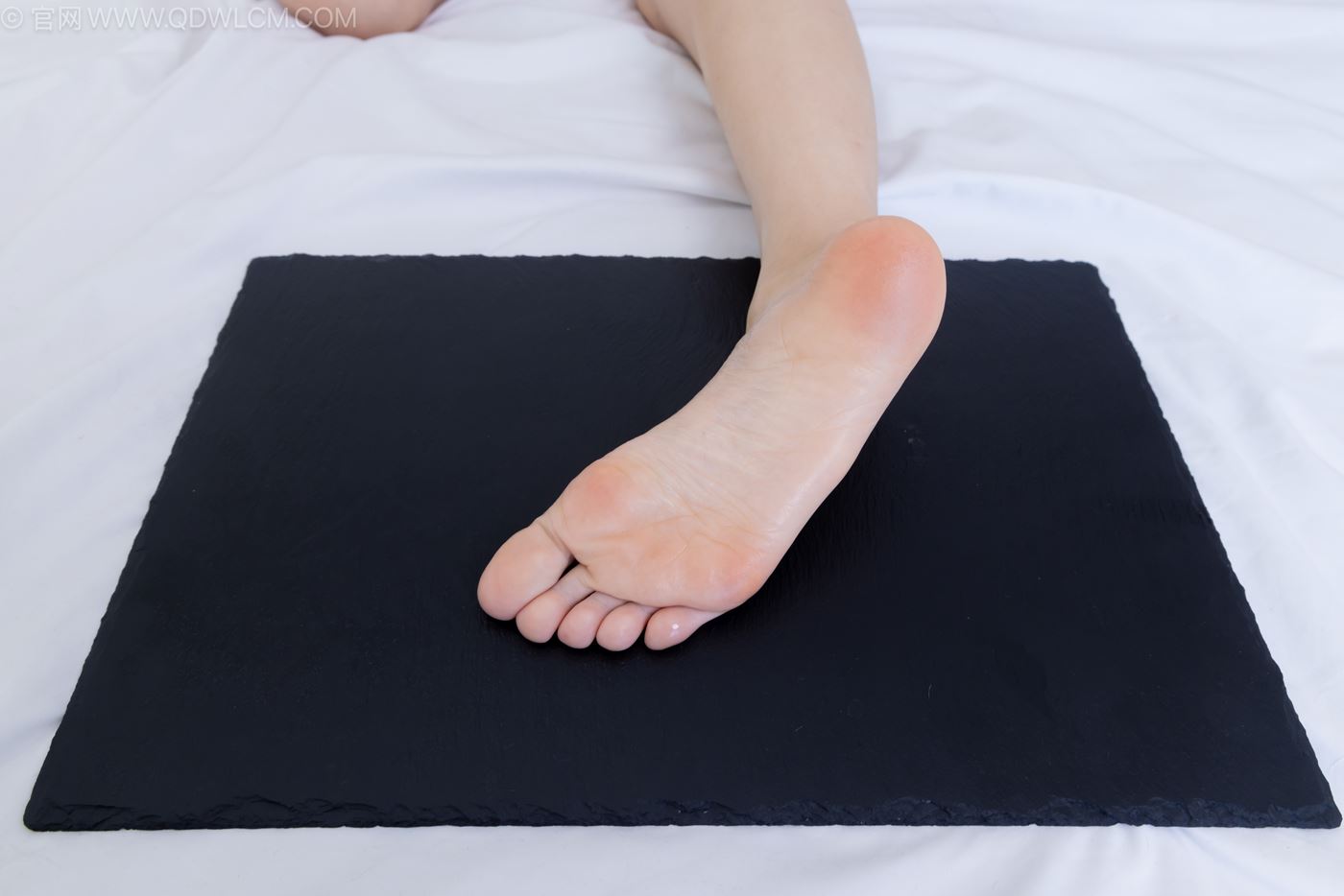 图片[125]-物恋传媒 NO.2237 菜菜-高跟鞋、油亮薄白丝、裸足、草莓和酸奶裸足摆盘剧情[230P] – 速更版-美库