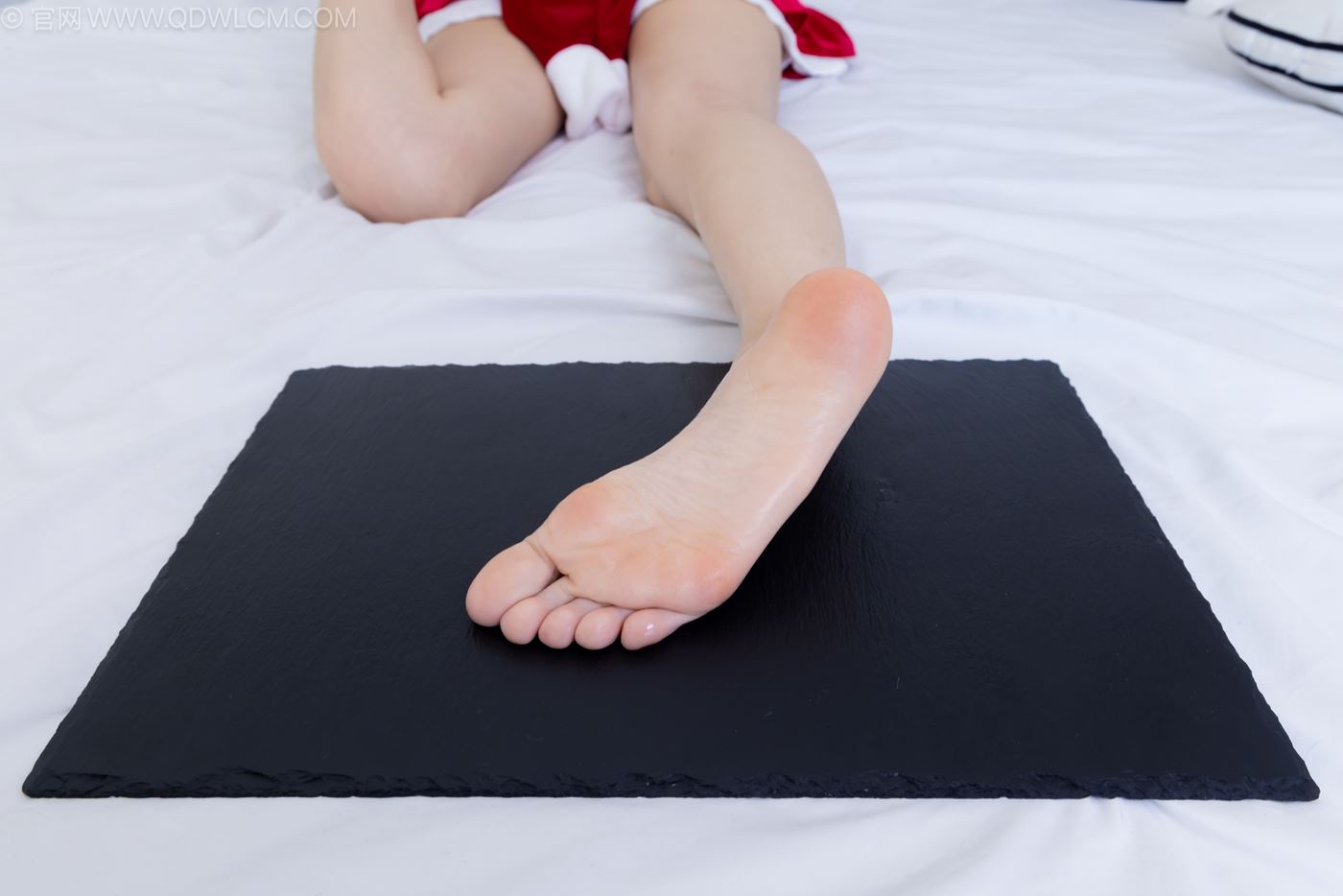 图片[126]-物恋传媒 NO.2237 菜菜-高跟鞋、油亮薄白丝、裸足、草莓和酸奶裸足摆盘剧情[230P] – 速更版-美库