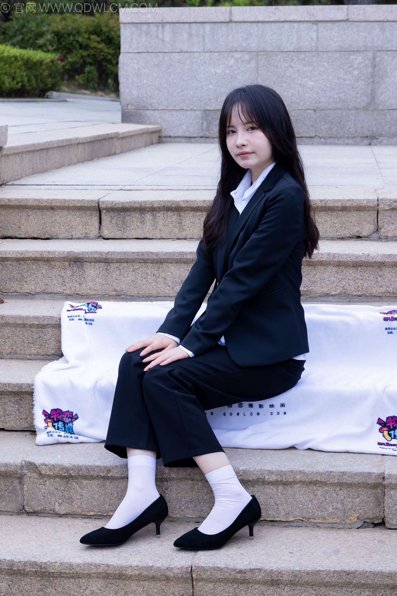图片[24]-物恋传媒 NO.2238 小酒-高跟鞋、短白丝、ol制服户外[138P] – 速更版-美库