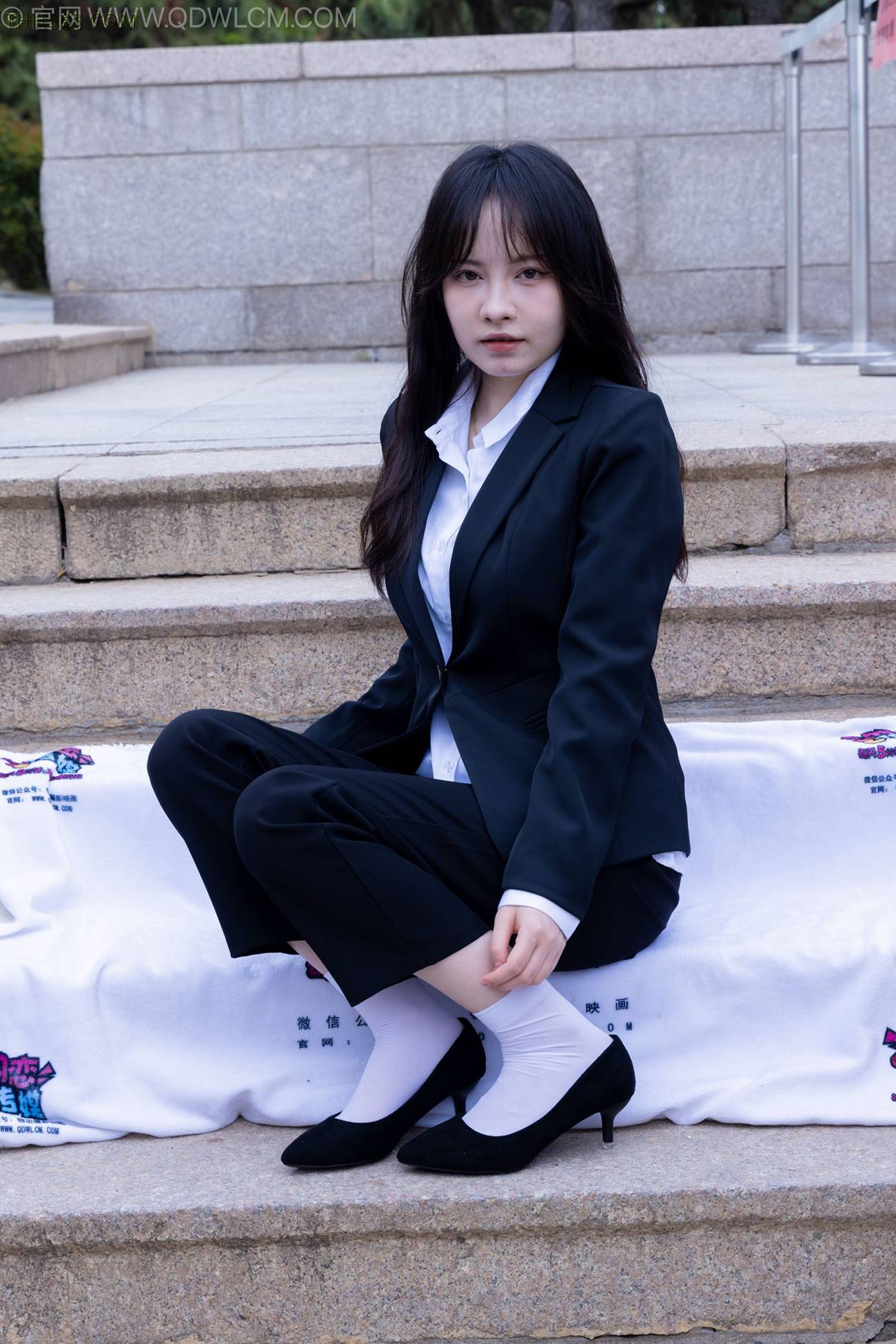 图片[26]-物恋传媒 NO.2238 小酒-高跟鞋、短白丝、ol制服户外[138P] – 速更版-美库