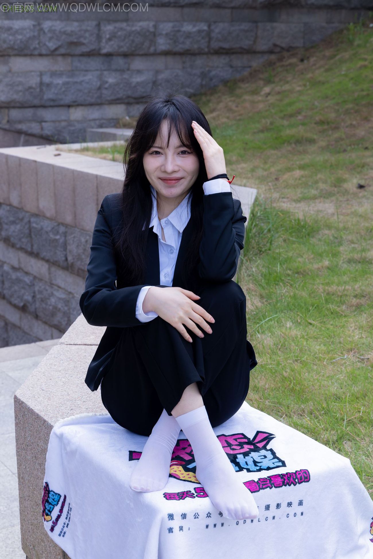 图片[39]-物恋传媒 NO.2238 小酒-高跟鞋、短白丝、ol制服户外[138P] – 速更版-美库