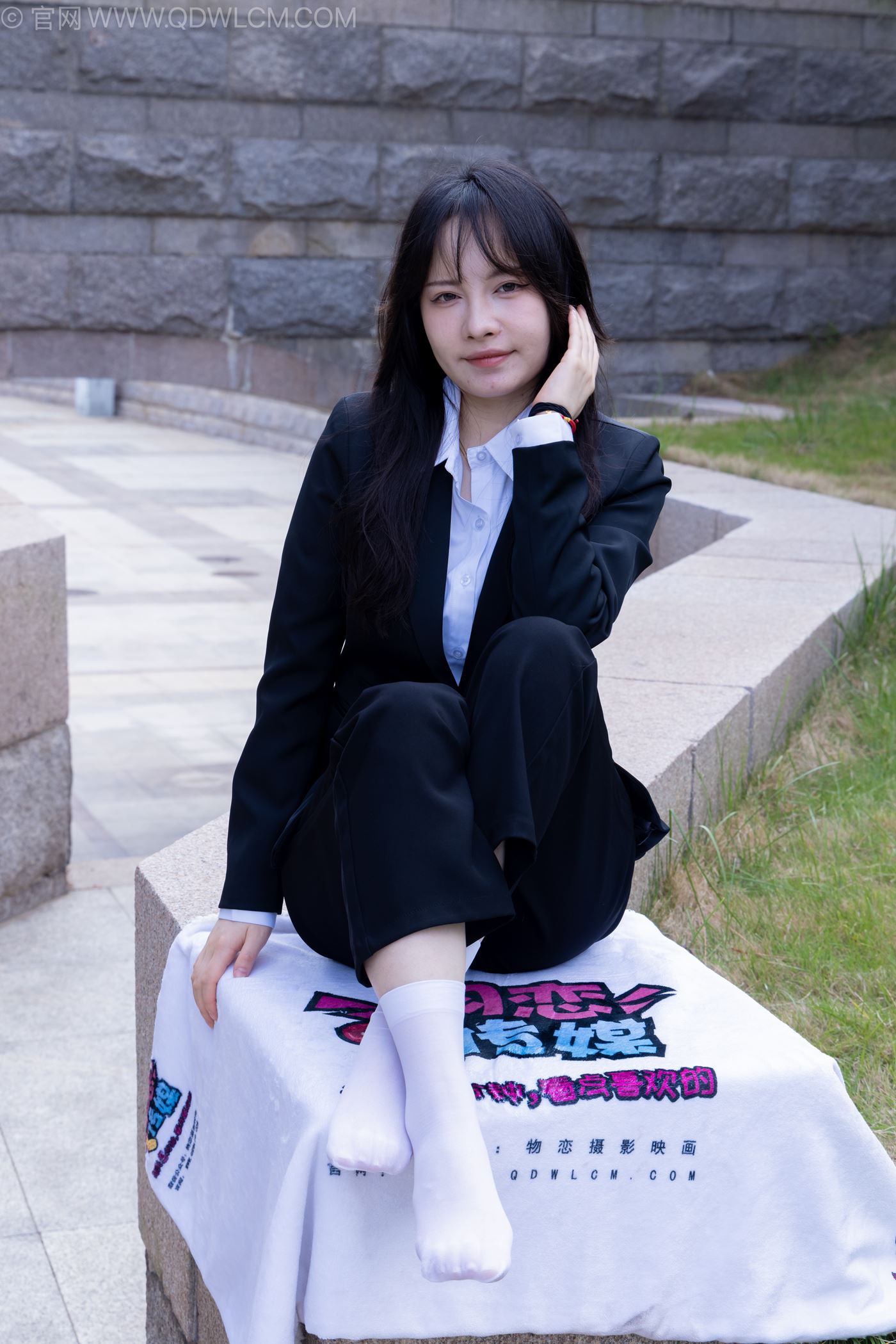 图片[43]-物恋传媒 NO.2238 小酒-高跟鞋、短白丝、ol制服户外[138P] – 速更版-美库