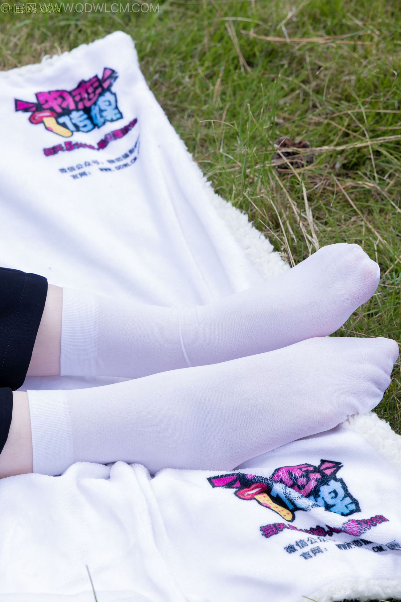 图片[59]-物恋传媒 NO.2238 小酒-高跟鞋、短白丝、ol制服户外[138P] – 速更版-美库