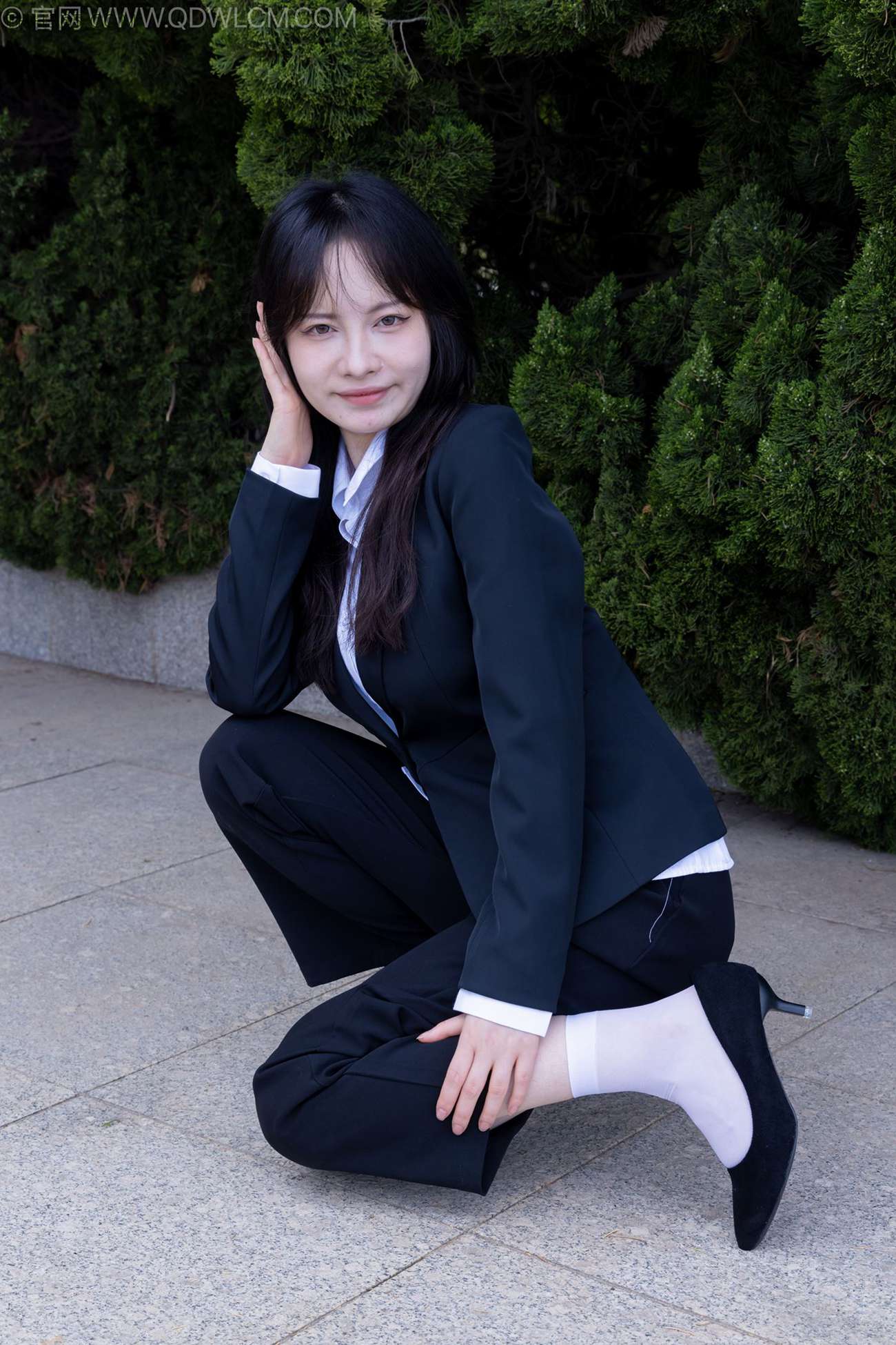 图片[105]-物恋传媒 NO.2238 小酒-高跟鞋、短白丝、ol制服户外[138P] – 速更版-美库