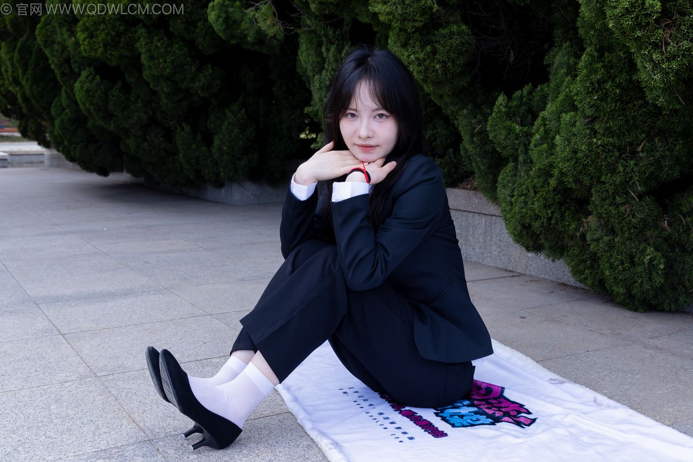 图片[111]-物恋传媒 NO.2238 小酒-高跟鞋、短白丝、ol制服户外[138P] – 速更版-美库