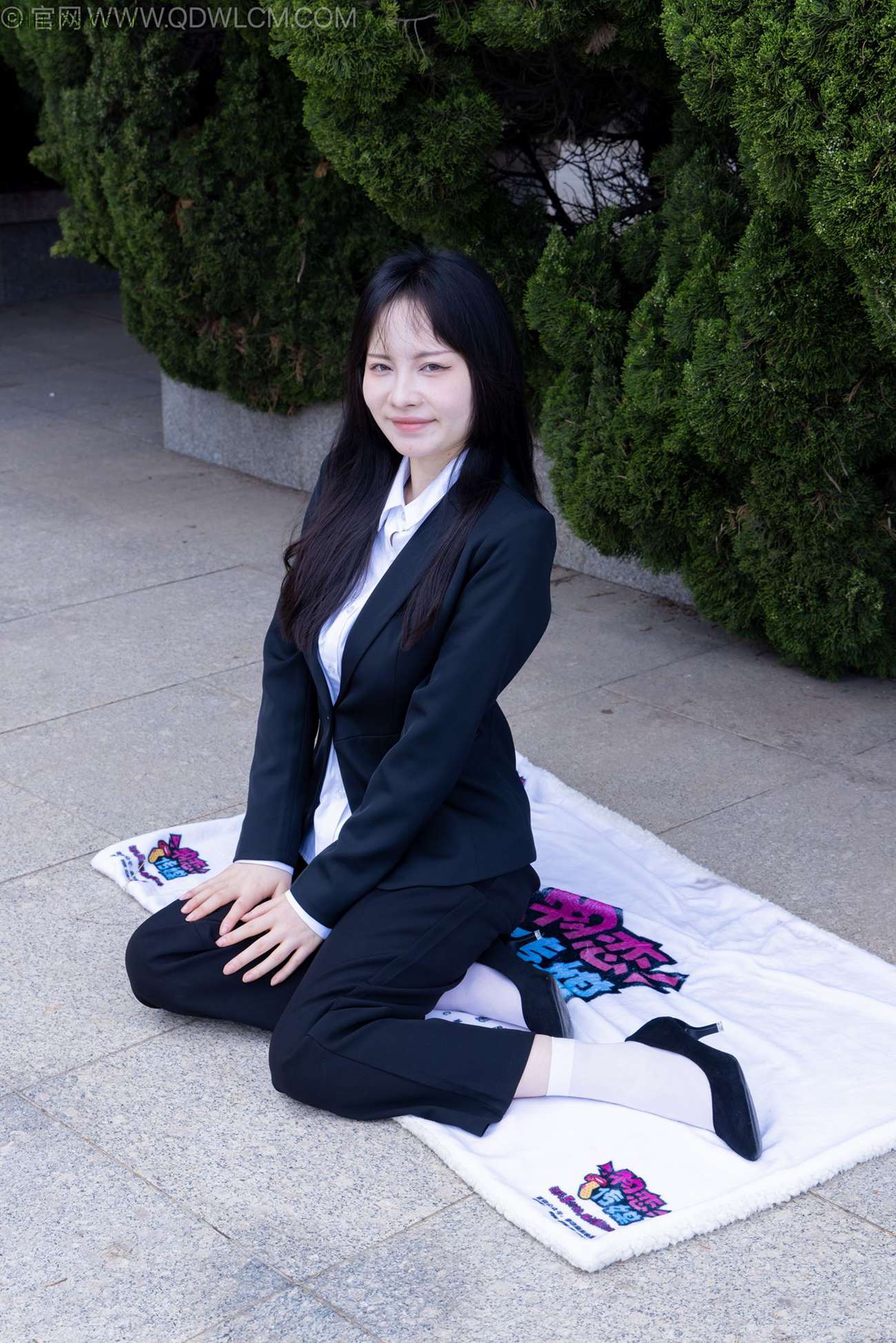 图片[120]-物恋传媒 NO.2238 小酒-高跟鞋、短白丝、ol制服户外[138P] – 速更版-美库