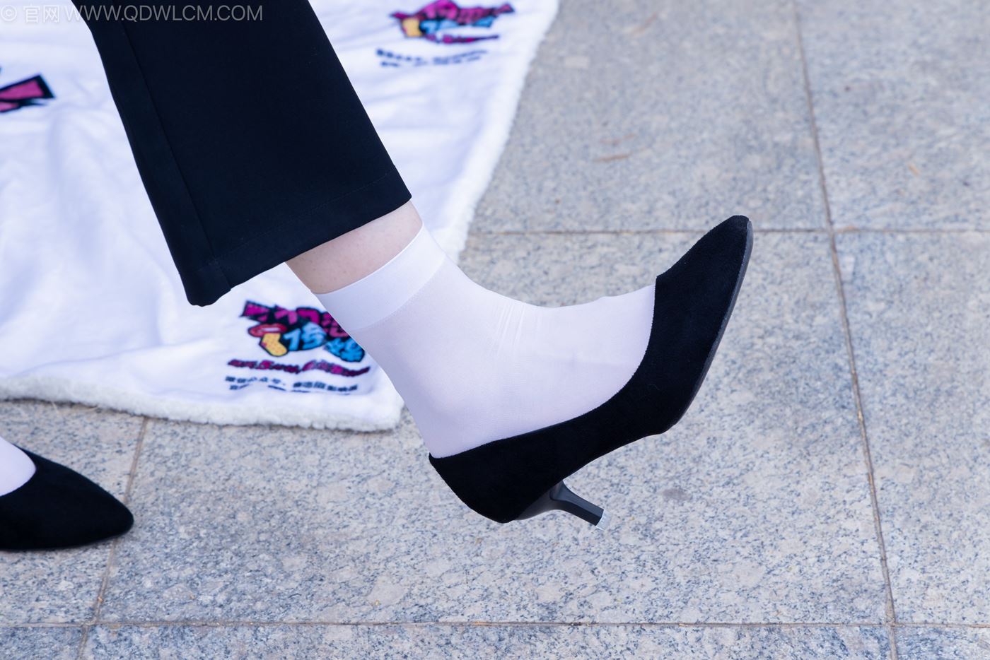 图片[133]-物恋传媒 NO.2238 小酒-高跟鞋、短白丝、ol制服户外[138P] – 速更版-美库