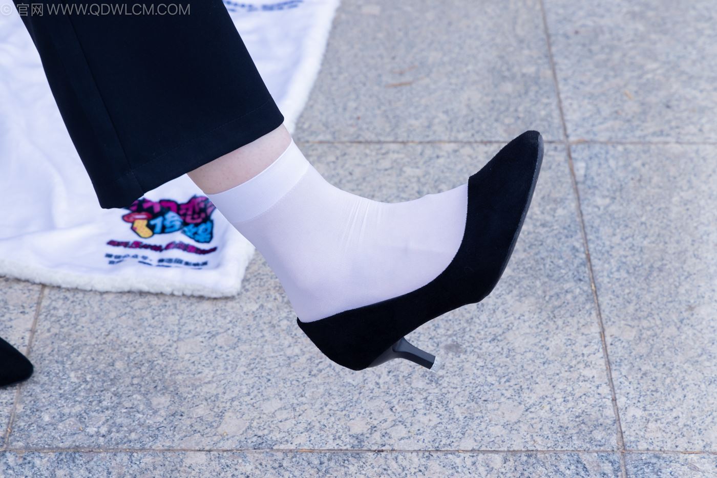 图片[136]-物恋传媒 NO.2238 小酒-高跟鞋、短白丝、ol制服户外[138P] – 速更版-美库