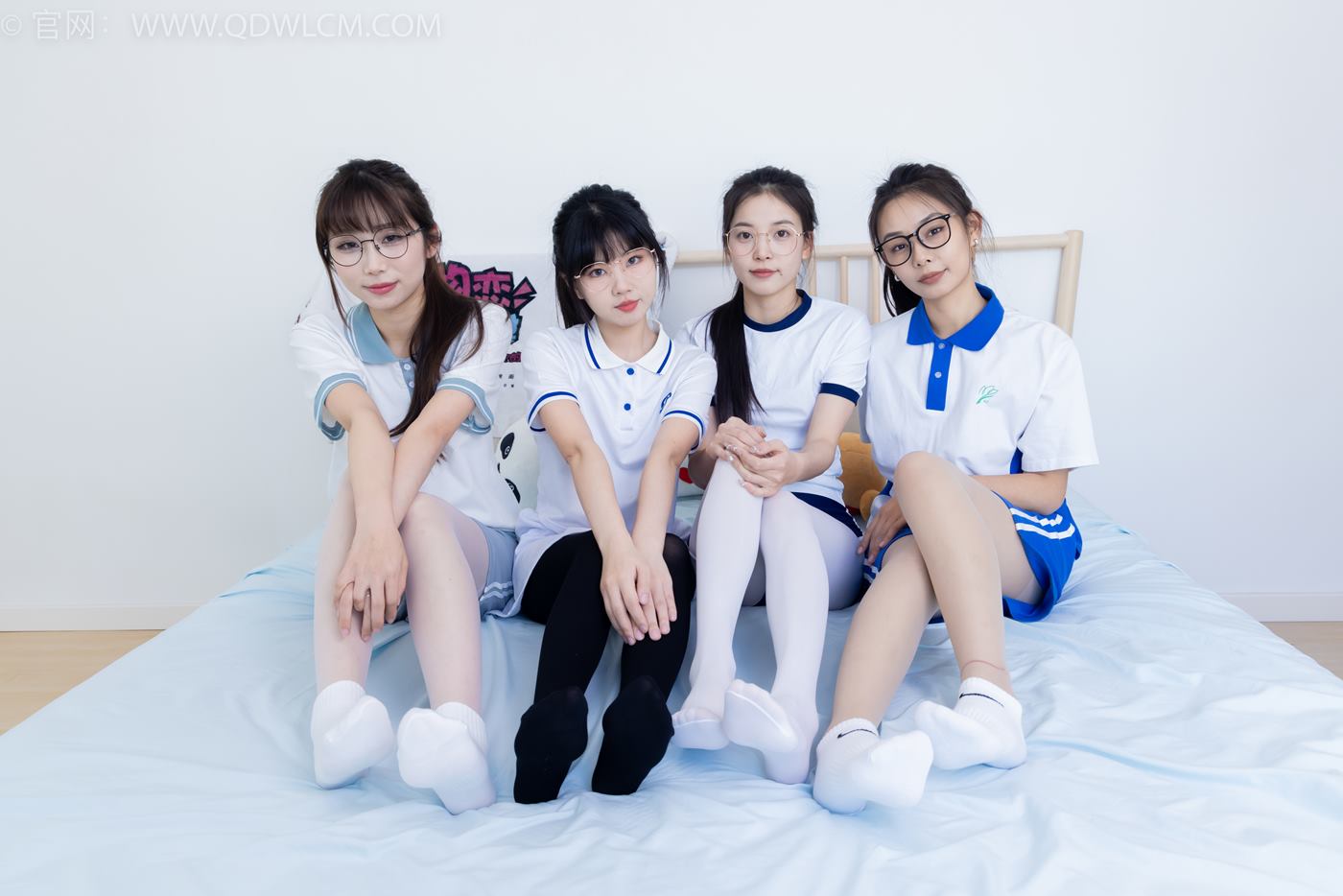 图片[24]-物恋传媒 NO.2243 茯苓&岚岚&泡泡&米米-新春快乐[114P] – 速更版-美库