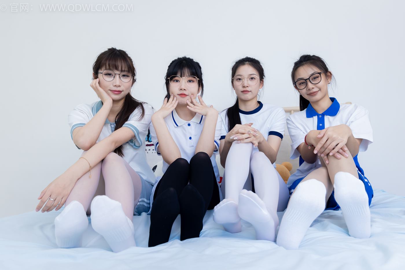 图片[28]-物恋传媒 NO.2243 茯苓&岚岚&泡泡&米米-新春快乐[114P] – 速更版-美库