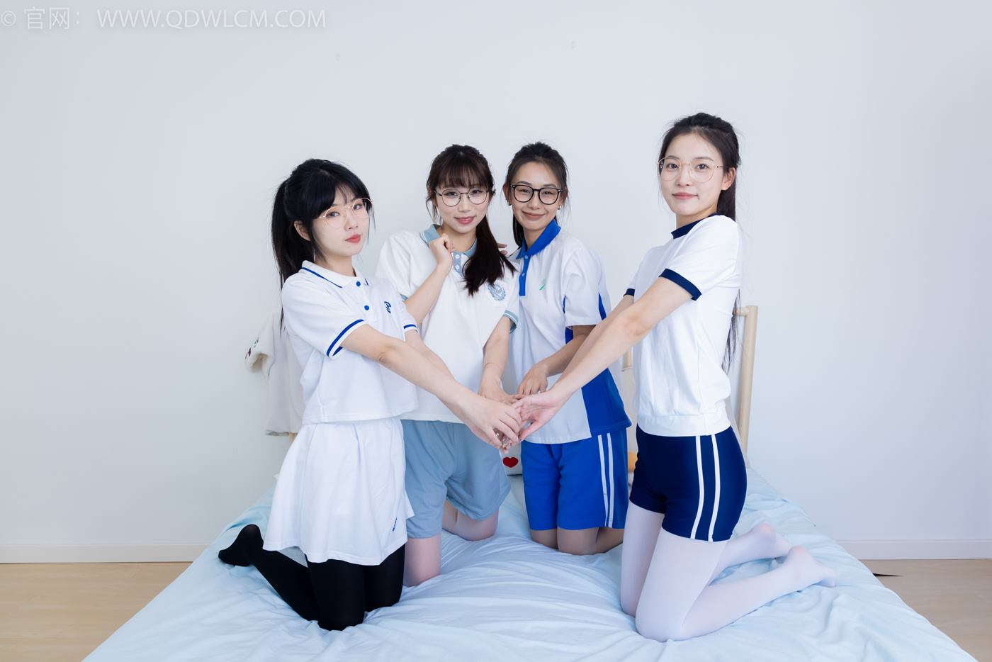 图片[48]-物恋传媒 NO.2243 茯苓&岚岚&泡泡&米米-新春快乐[114P] – 速更版-美库