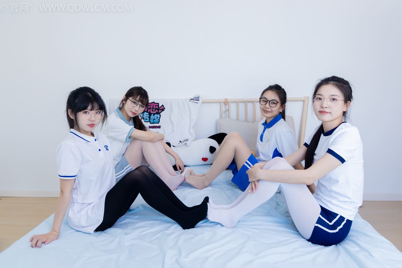 图片[66]-物恋传媒 NO.2243 茯苓&岚岚&泡泡&米米-新春快乐[114P] – 速更版-美库