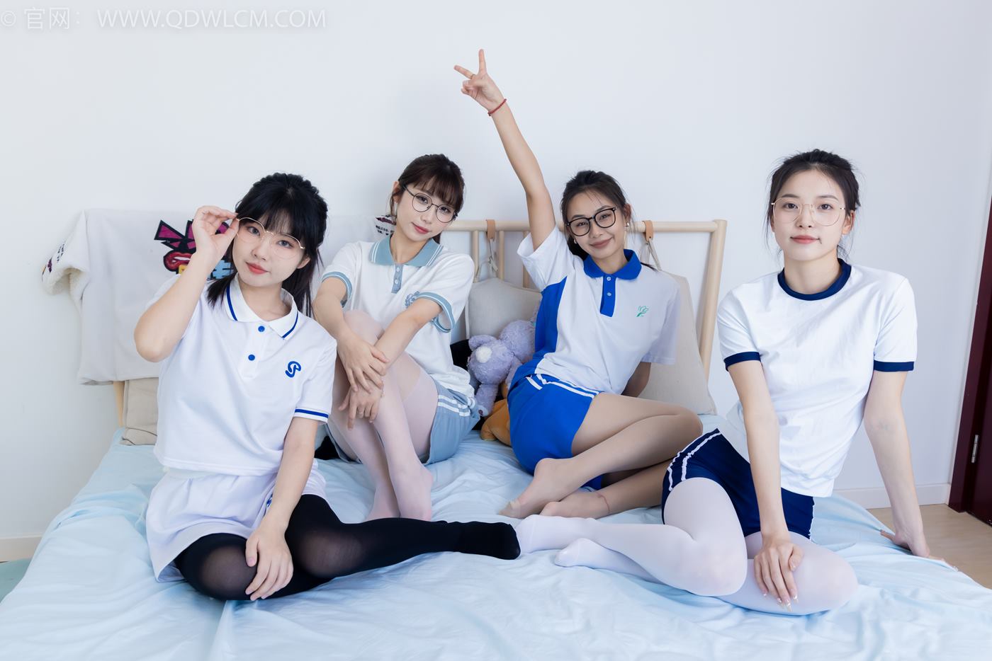 图片[89]-物恋传媒 NO.2243 茯苓&岚岚&泡泡&米米-新春快乐[114P] – 速更版-美库