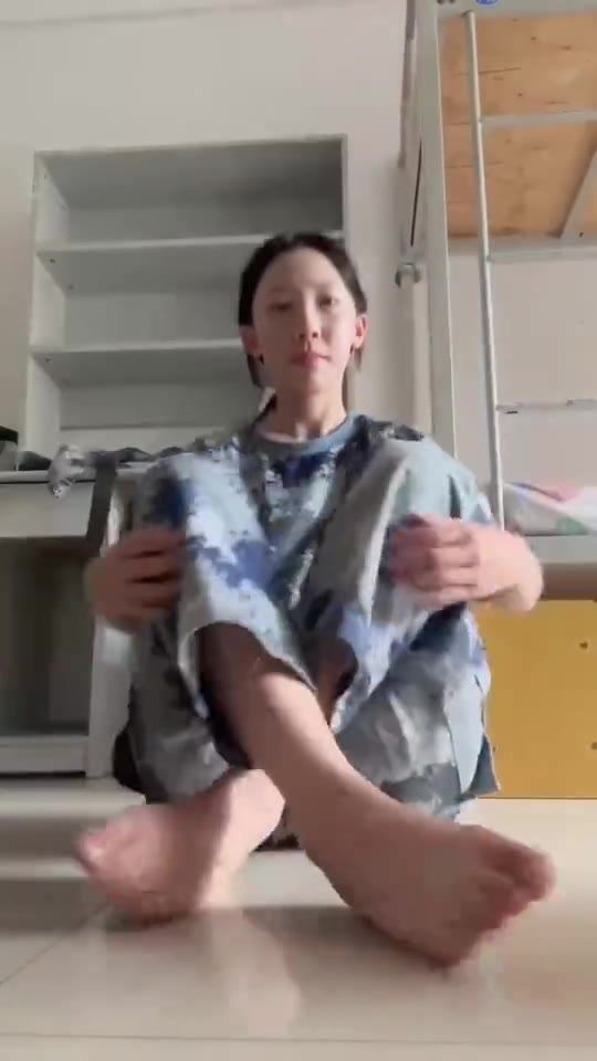 图片[16]-脚模面试脸足同框套路系列-169 [20P] – 速更版-美库