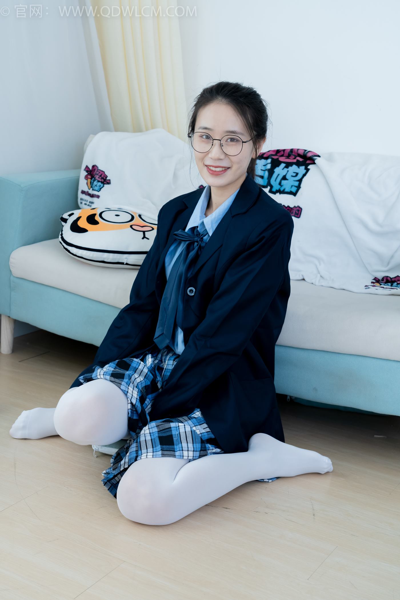 图片[36]-物恋传媒 NO.2244 菜菜-皮鞋、厚白丝、jk制服、皮筋绑脚老头乐挠脚剧情[160P] – 速更版-美库