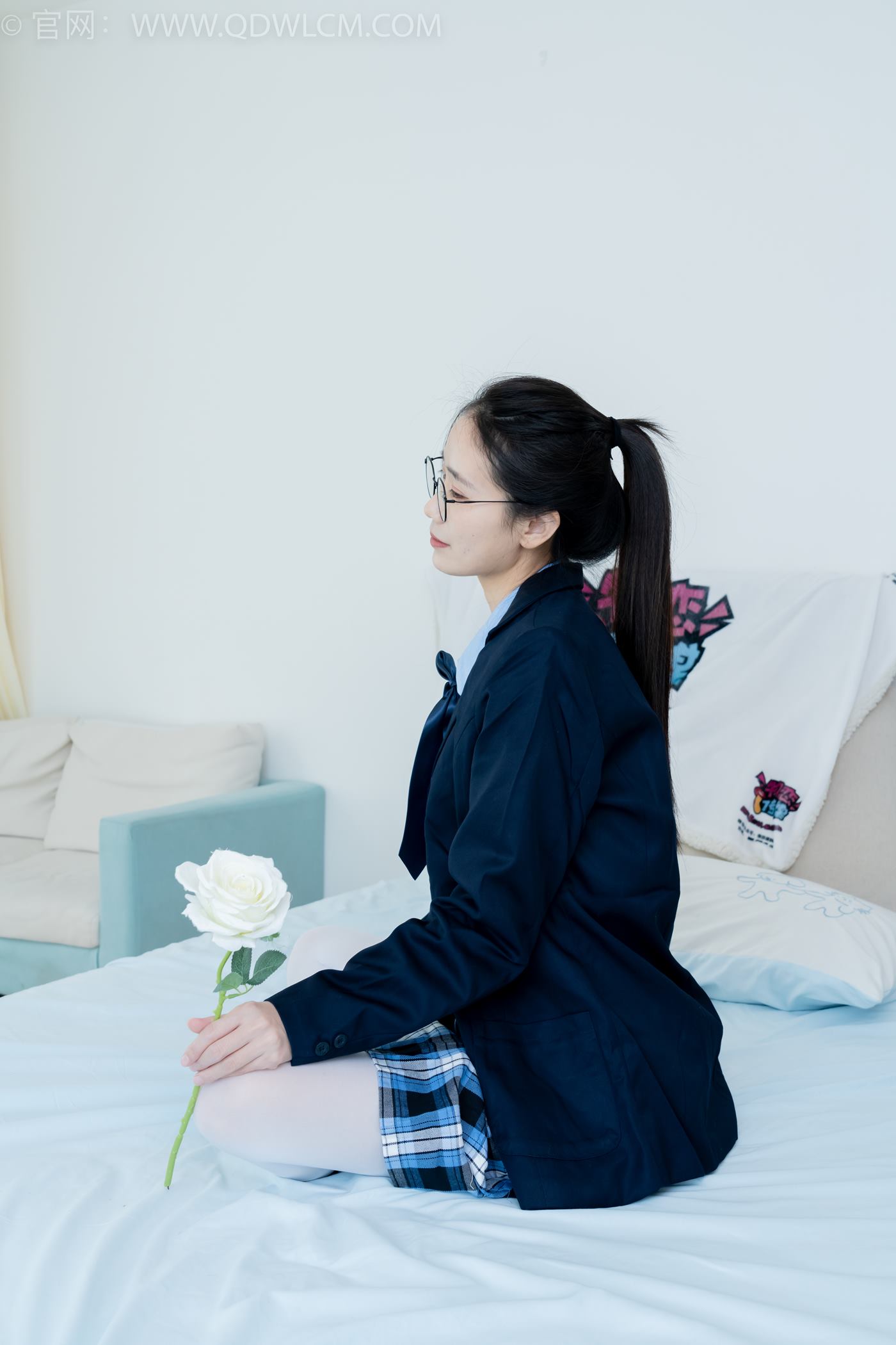 图片[62]-物恋传媒 NO.2244 菜菜-皮鞋、厚白丝、jk制服、皮筋绑脚老头乐挠脚剧情[160P] – 速更版-美库