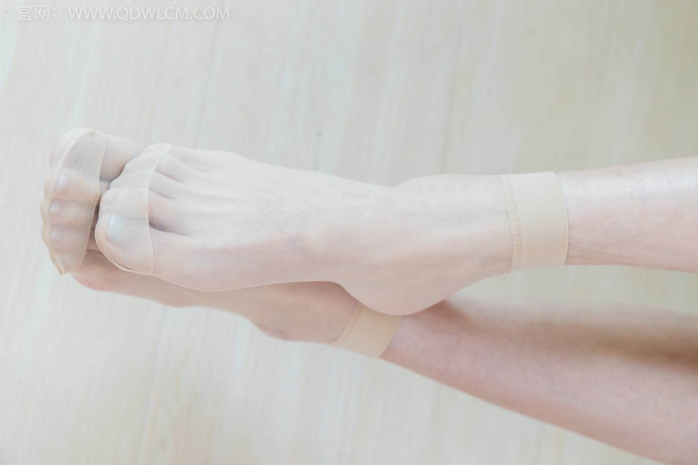 图片[39]-物恋传媒 NO.2245 茯苓-板鞋、短款薄肉丝、裸足[174P] – 速更版-美库