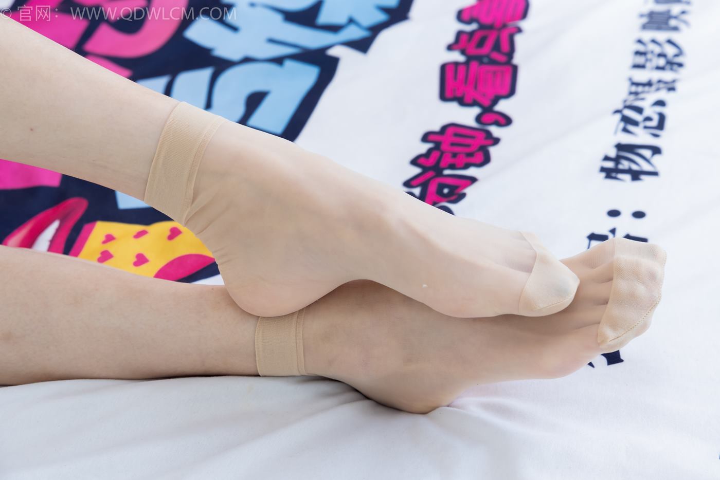 图片[72]-物恋传媒 NO.2245 茯苓-板鞋、短款薄肉丝、裸足[174P] – 速更版-美库