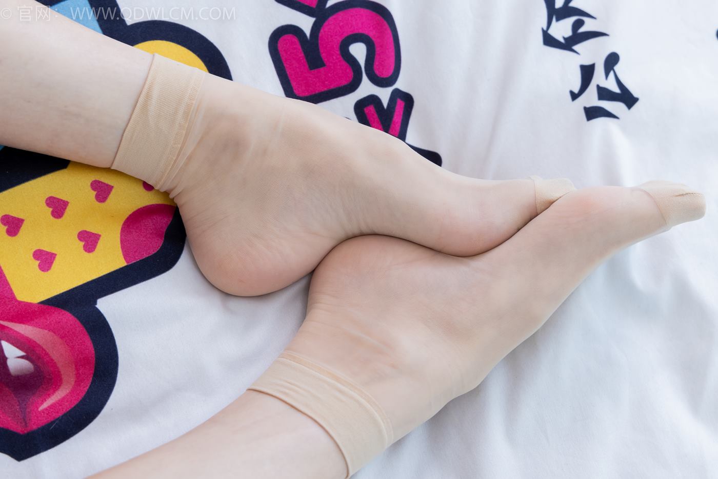 图片[77]-物恋传媒 NO.2245 茯苓-板鞋、短款薄肉丝、裸足[174P] – 速更版-美库