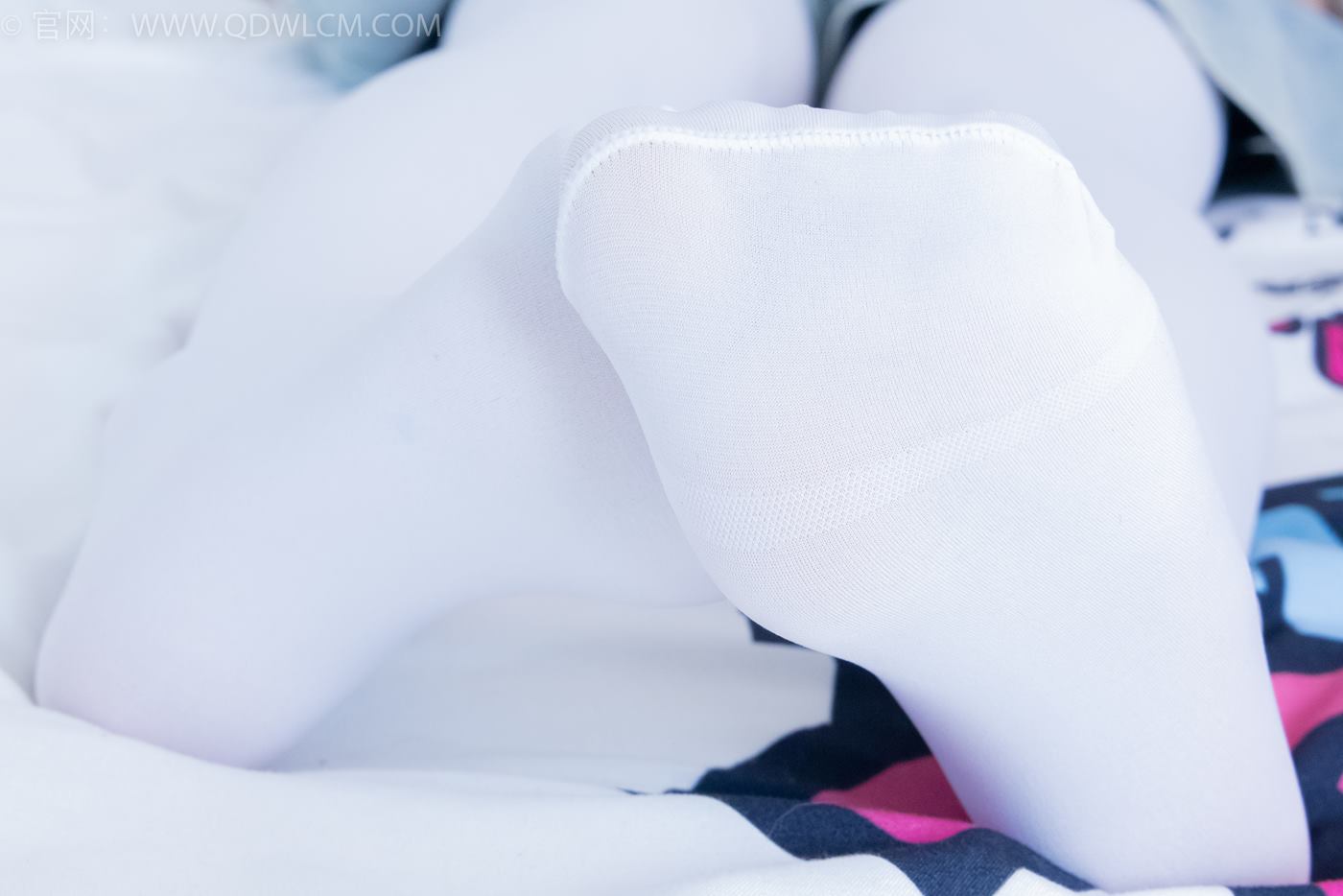 图片[46]-物恋传媒 NO.2246 美兔-皮鞋、厚白丝、皮筋绑脚老头乐挠脚剧情[125P] – 速更版-美库