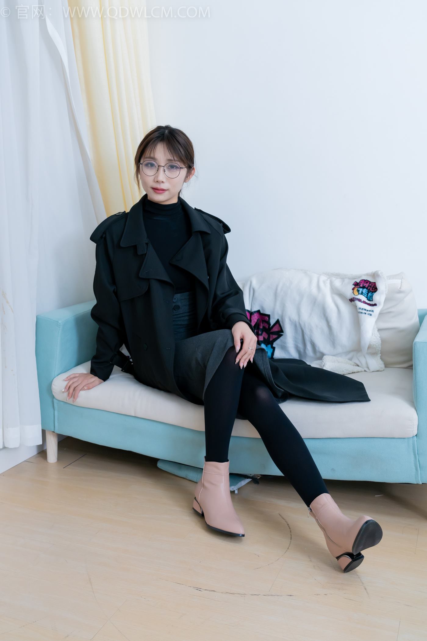 图片[14]-物恋传媒 NO.2247 泡泡-短靴、厚黑丝、皮筋绑脚老头乐挠脚剧情[150P] – 速更版-美库