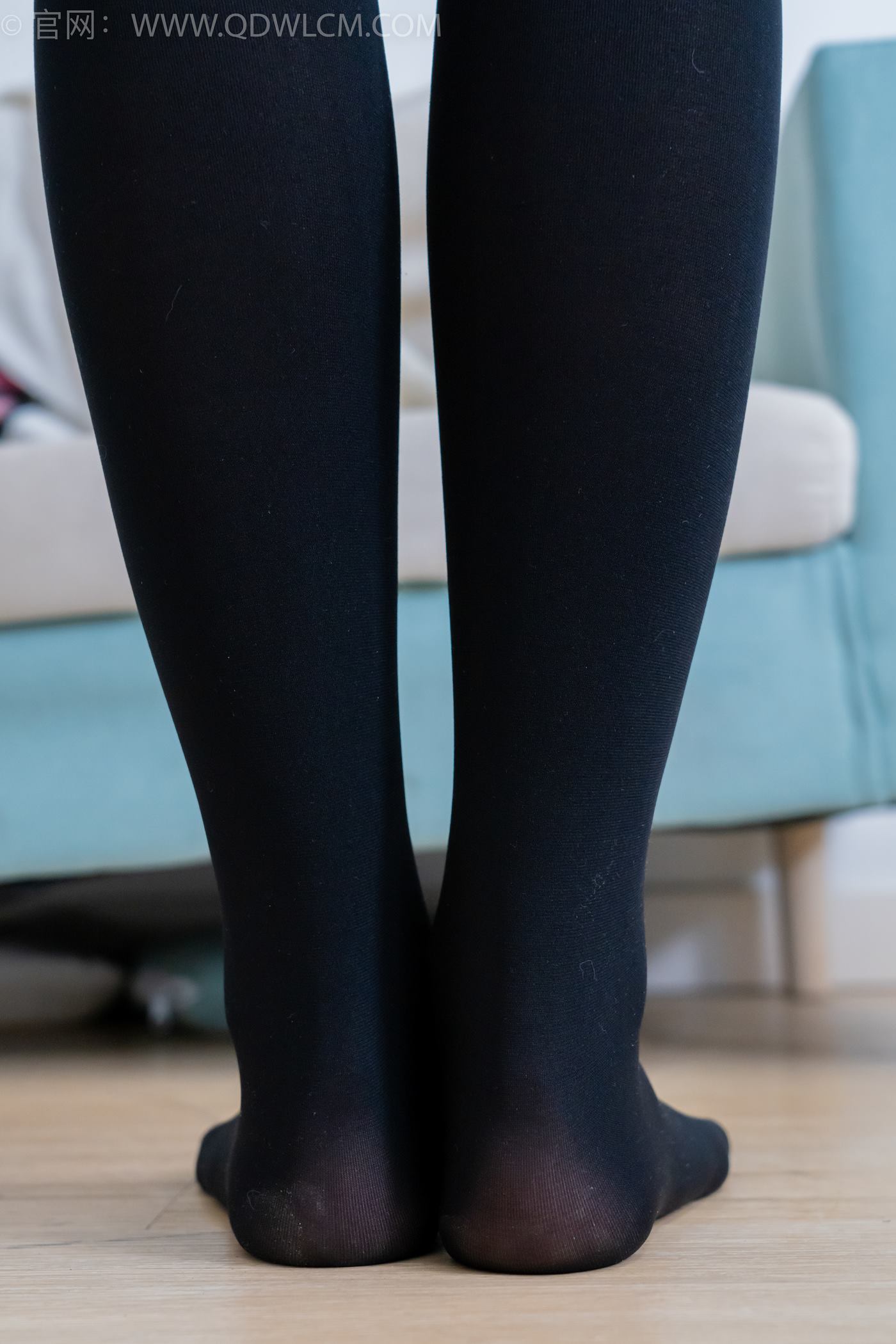 图片[127]-物恋传媒 NO.2247 泡泡-短靴、厚黑丝、皮筋绑脚老头乐挠脚剧情[150P] – 速更版-美库