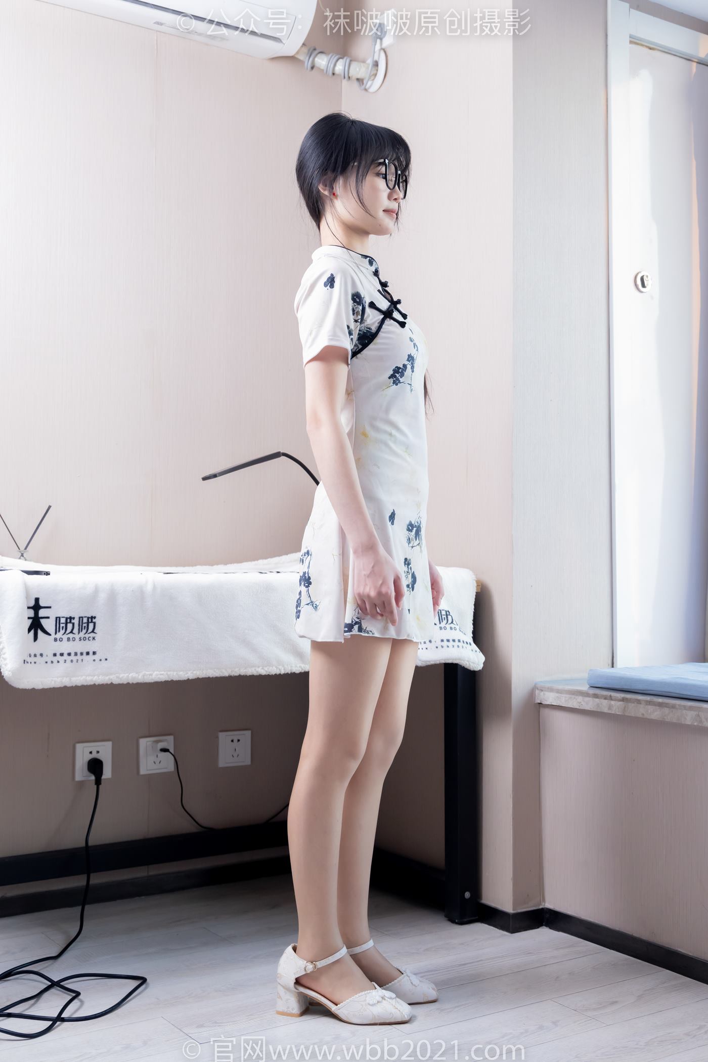 图片[20]-[BoBoSocks袜啵啵]NO.505 甜甜圈-低跟鞋、油亮肉丝、旗袍[140P] – 速更版-美库