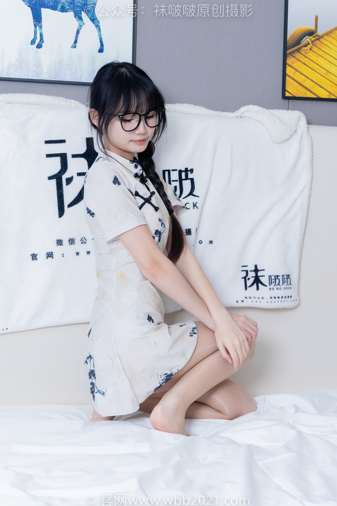 图片[26]-[BoBoSocks袜啵啵]NO.505 甜甜圈-低跟鞋、油亮肉丝、旗袍[140P] – 速更版-美库